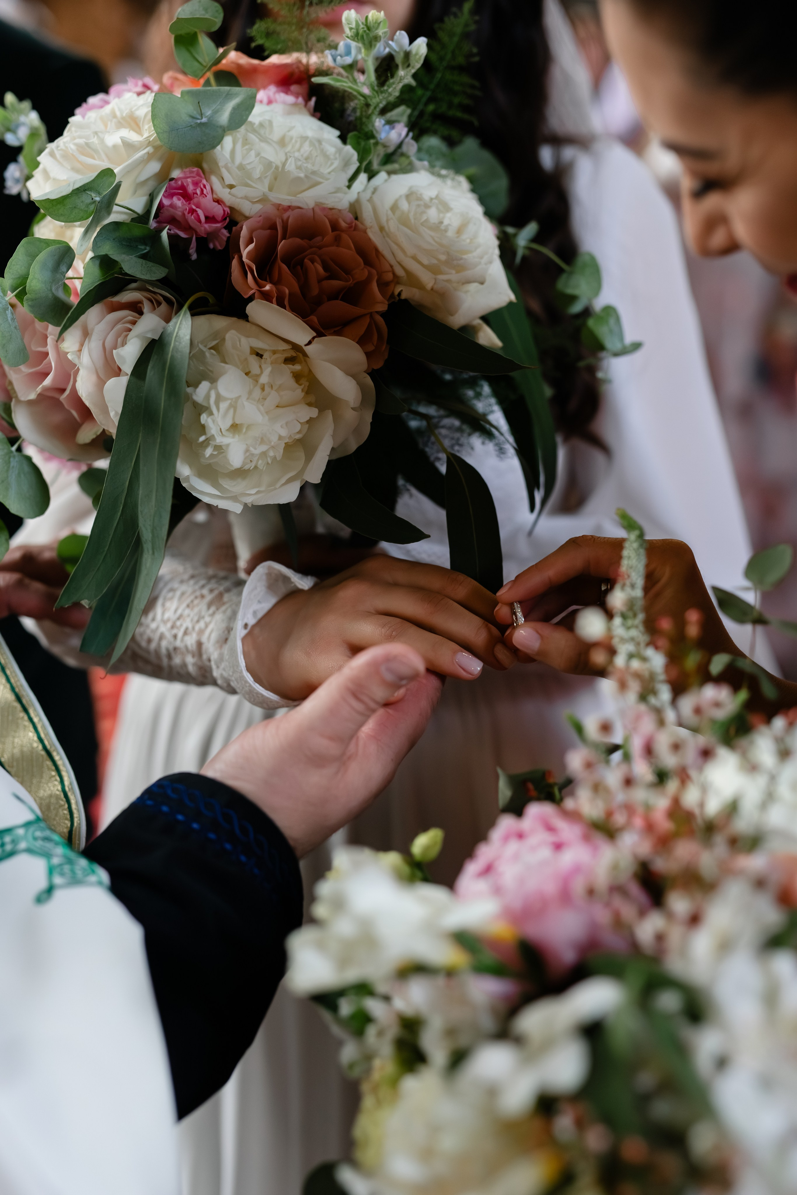 Flori & Cosmin. Main