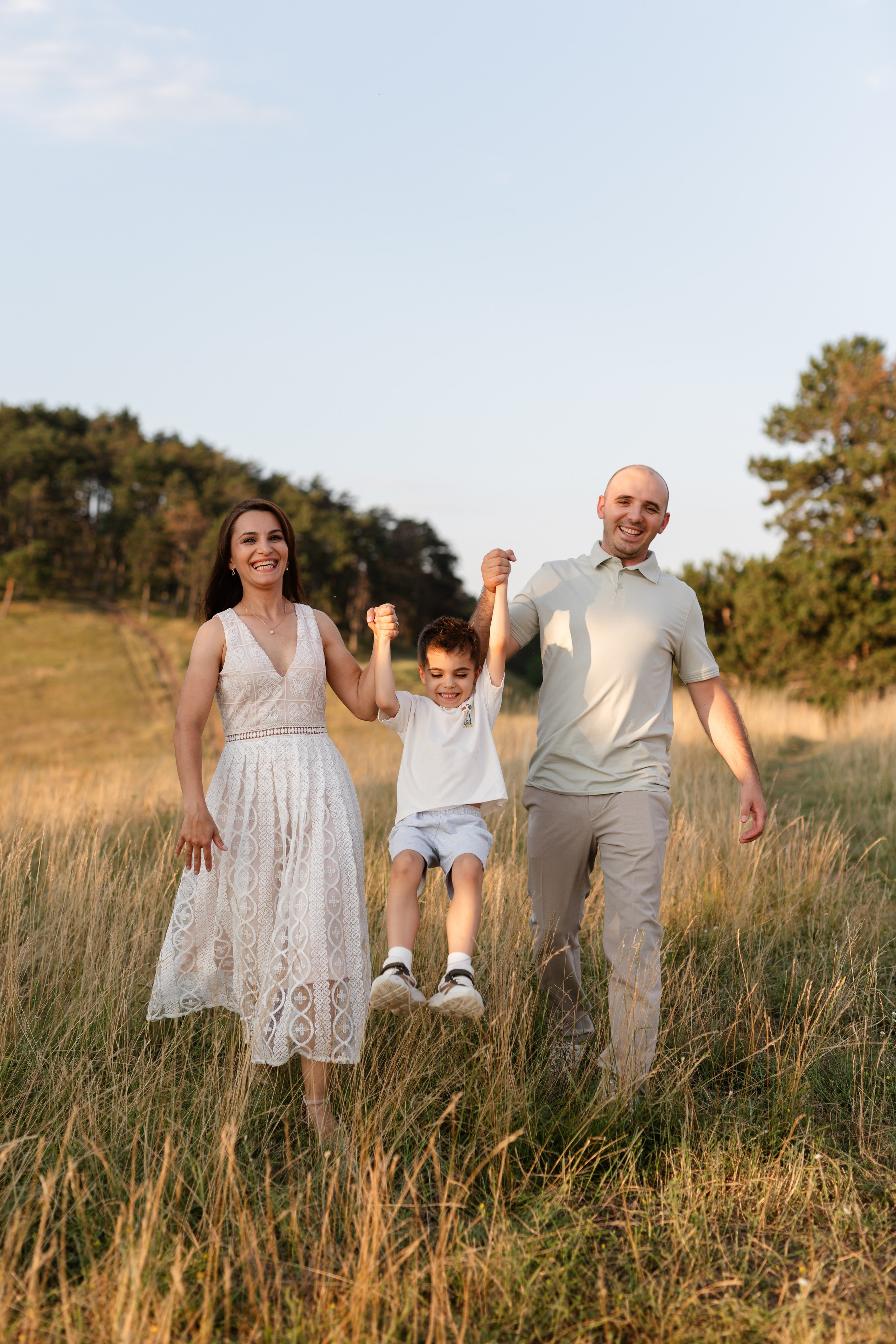 Claudia, Ionut & Cezar — Family. Main