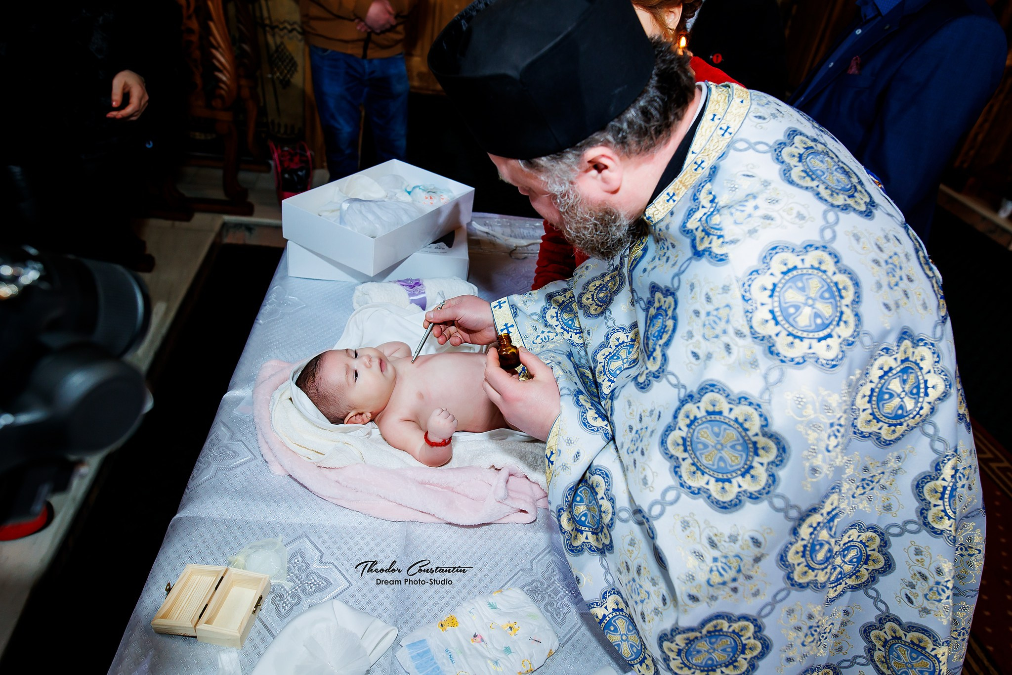 Botez. Dream Studio Galați – ședințe foto profesionale pentru familie, portrete și evenimente