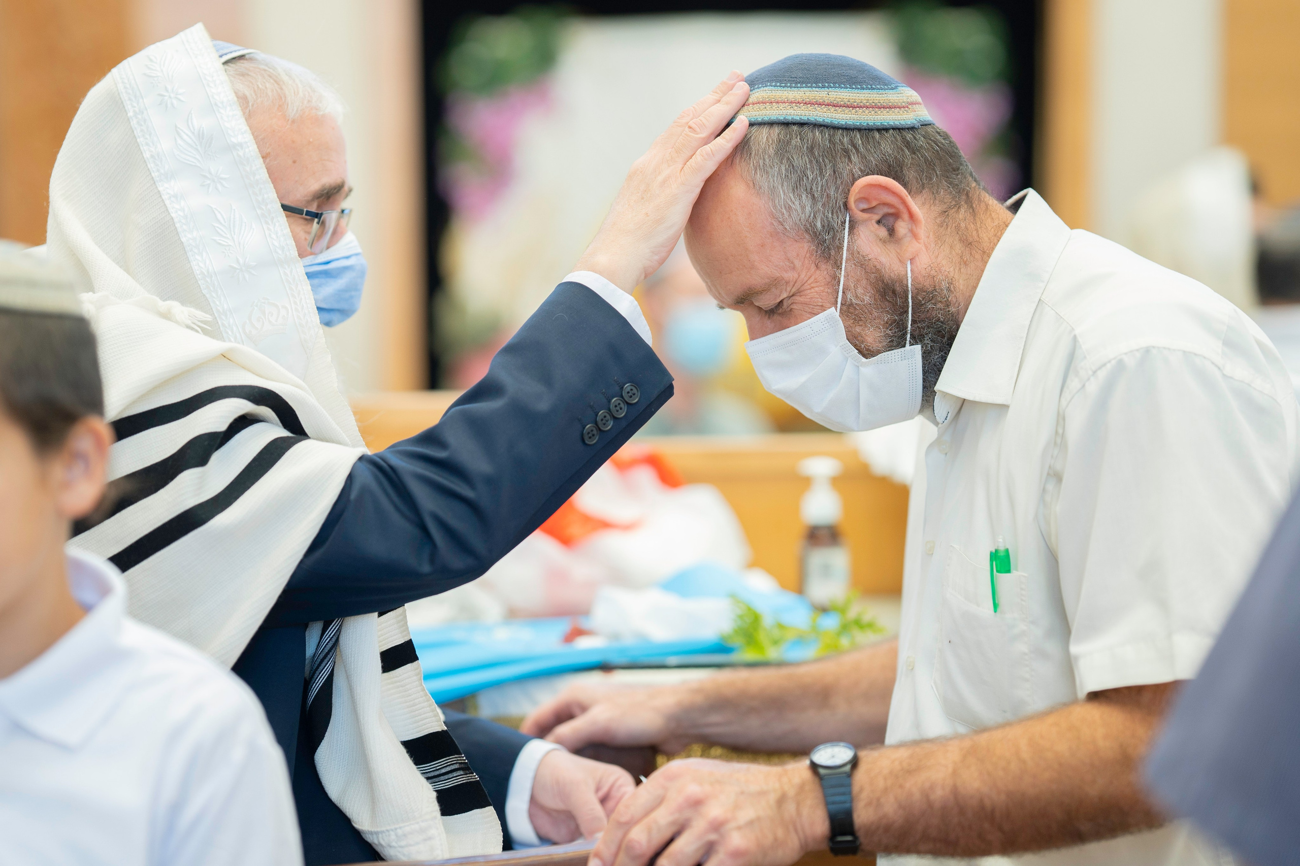 הברית של יוסף וחנה. יוסף מזרחי צילום חתונה, ברית וזוגיות. צלם מקצועי שאוהב להוציא אתכם הכי יפים ברגעים הכי מרגשים