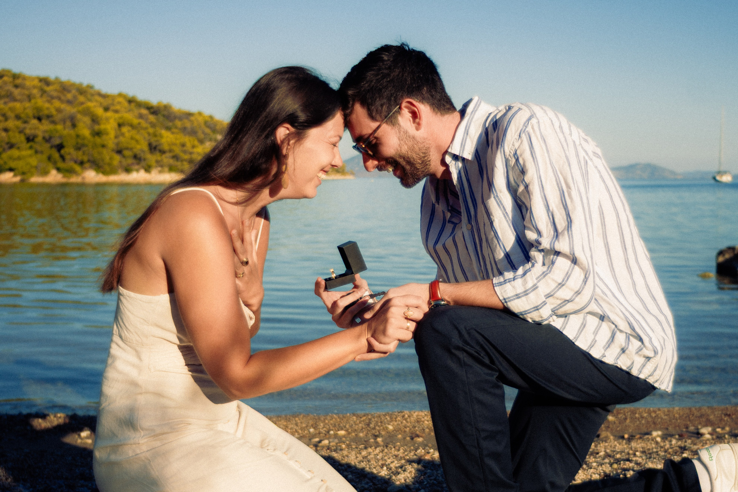 Proposal in Epidavros by Tomer to Noah. Photographer in Greece Kristina