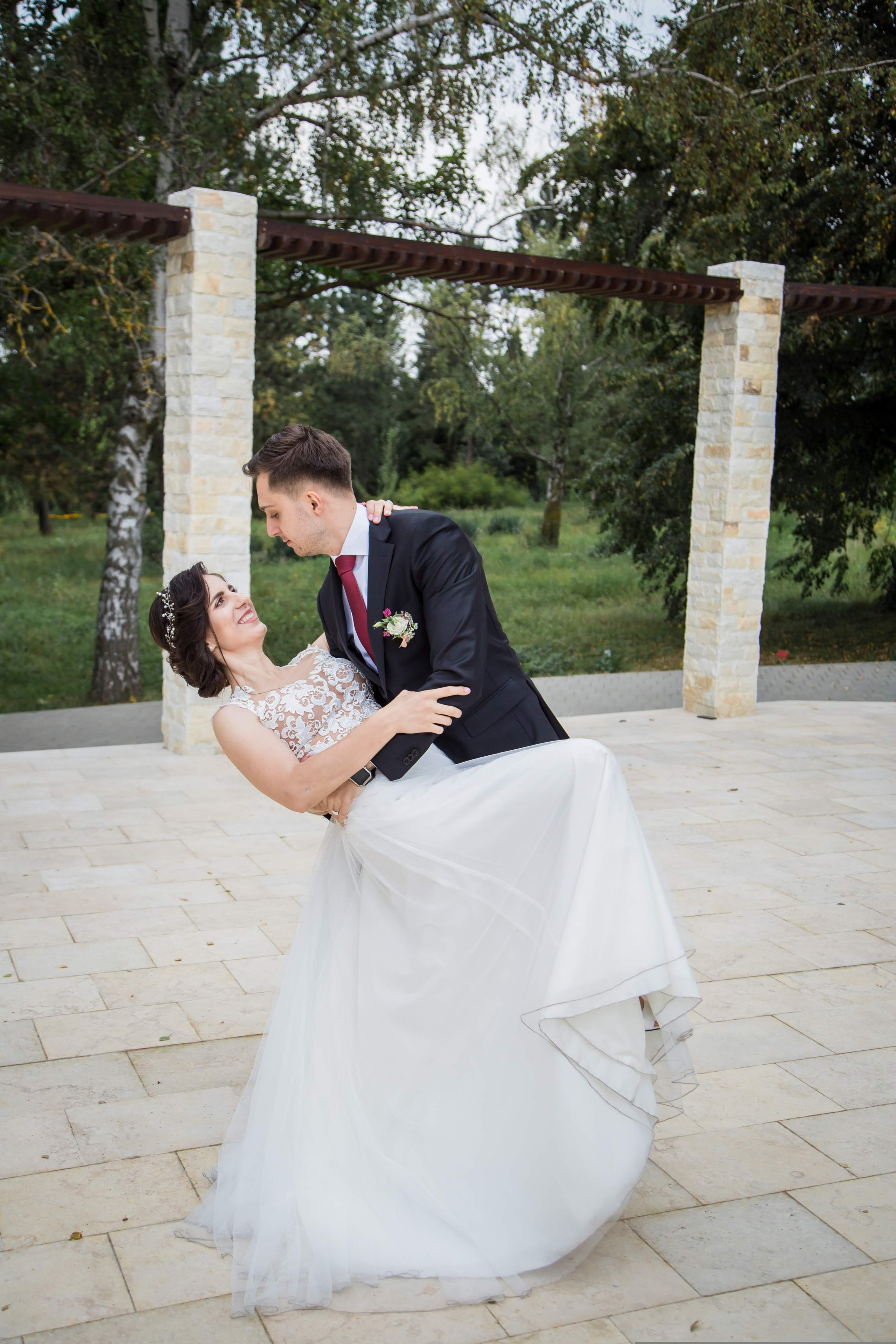Eliza si Stefan by Fotograf nunta Iasi — Eduard Schiopu