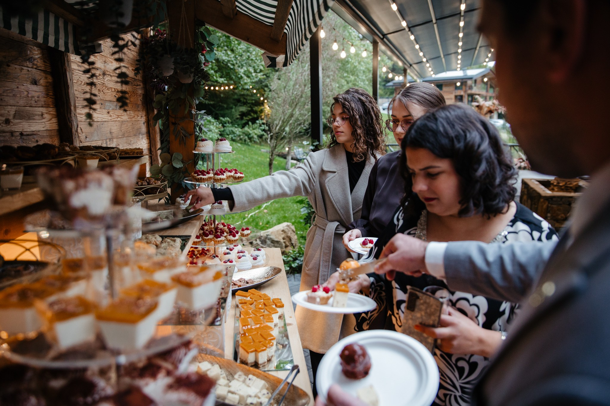 Nunta de Poveste la Sucevița: Cristi și Andreea. Servicii foto-video profesionale, pentru momente de neuitat