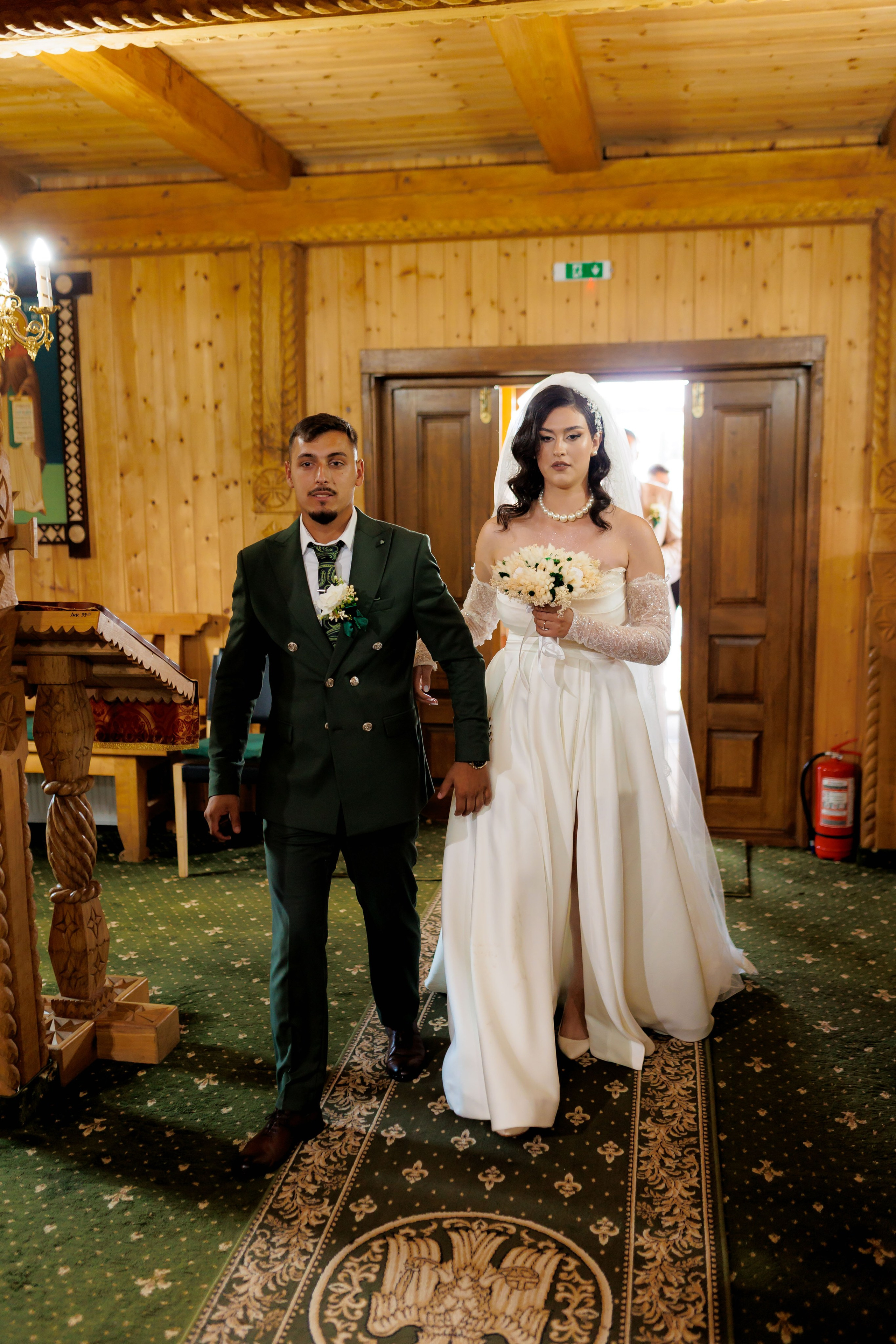 Nunta Nicoleta & Răzvan | Fotografie & Videografie Profesională. Servicii foto-video profesionale, pentru momente de neuitat