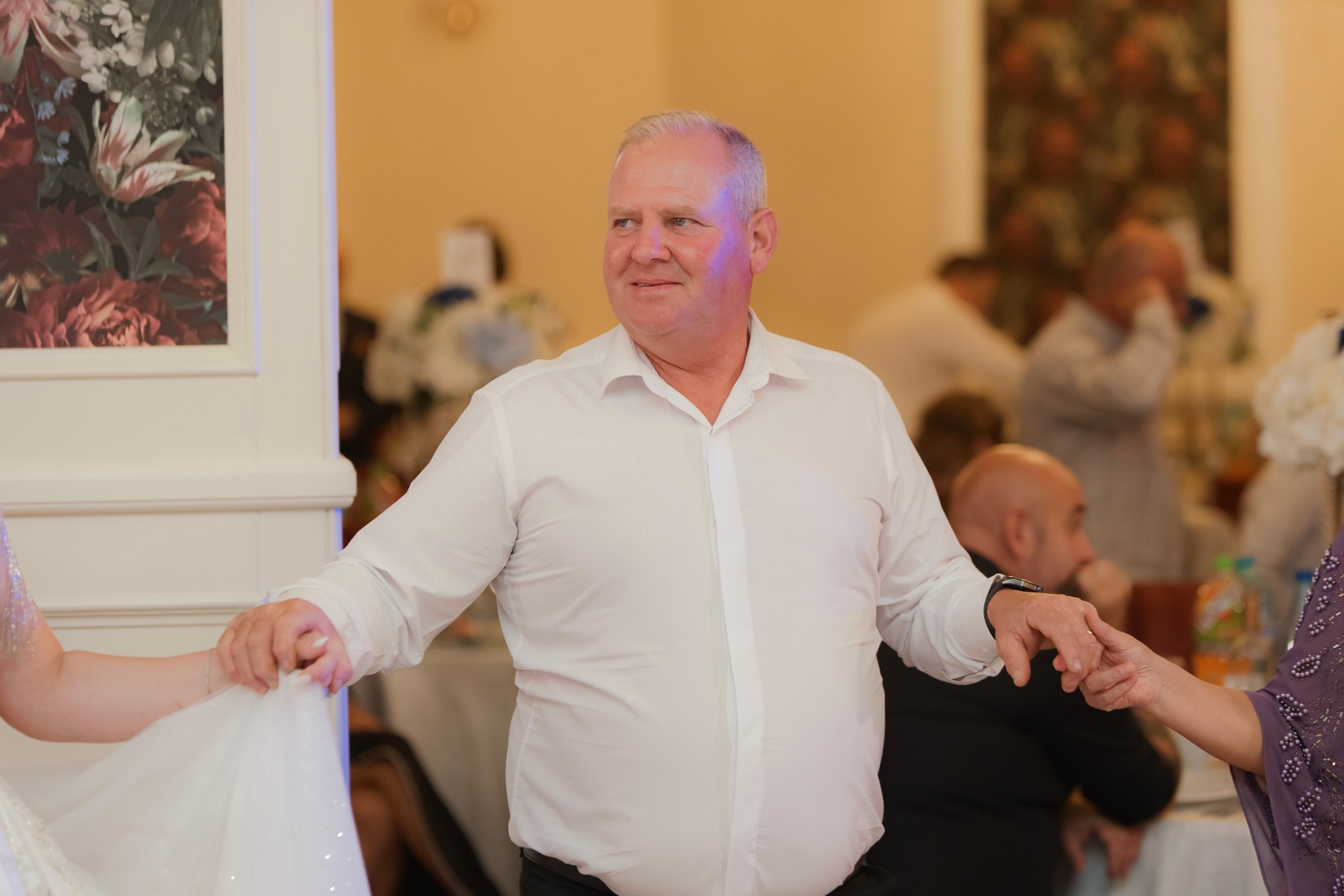 Mihai & Oana. Servicii foto-video profesionale, pentru momente de neuitat