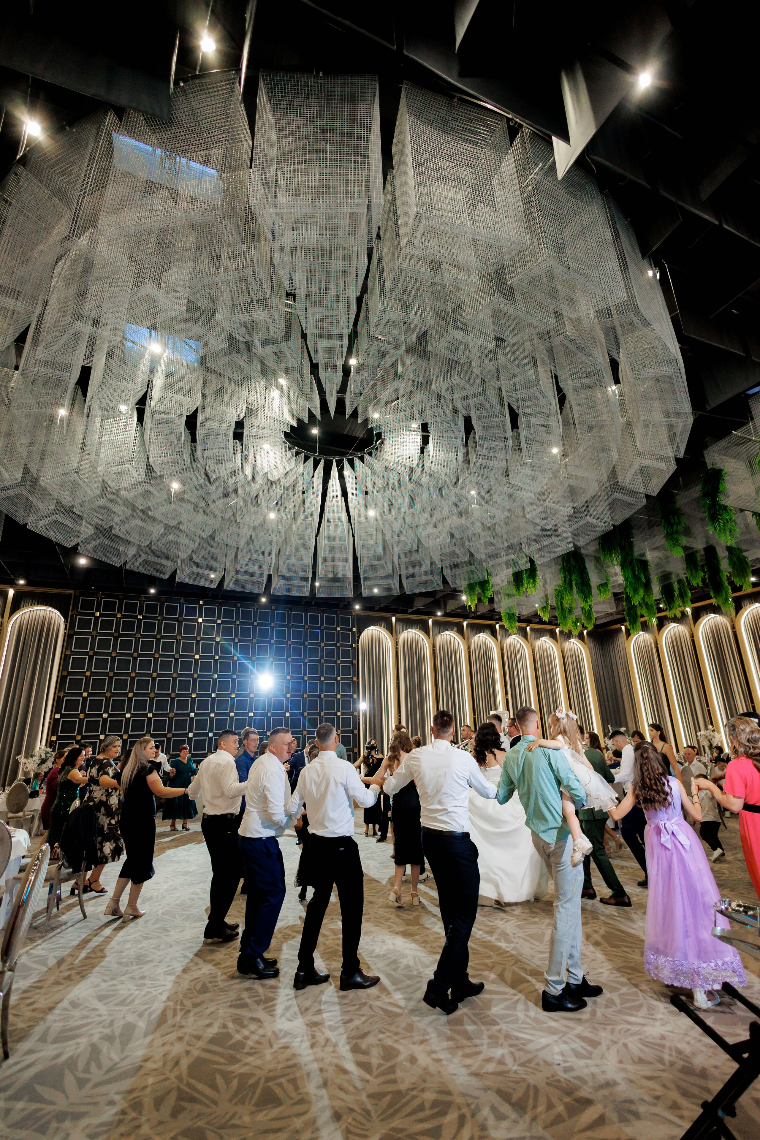 Nunta Nicoleta & Răzvan | Fotografie & Videografie Profesională. Servicii foto-video profesionale, pentru momente de neuitat