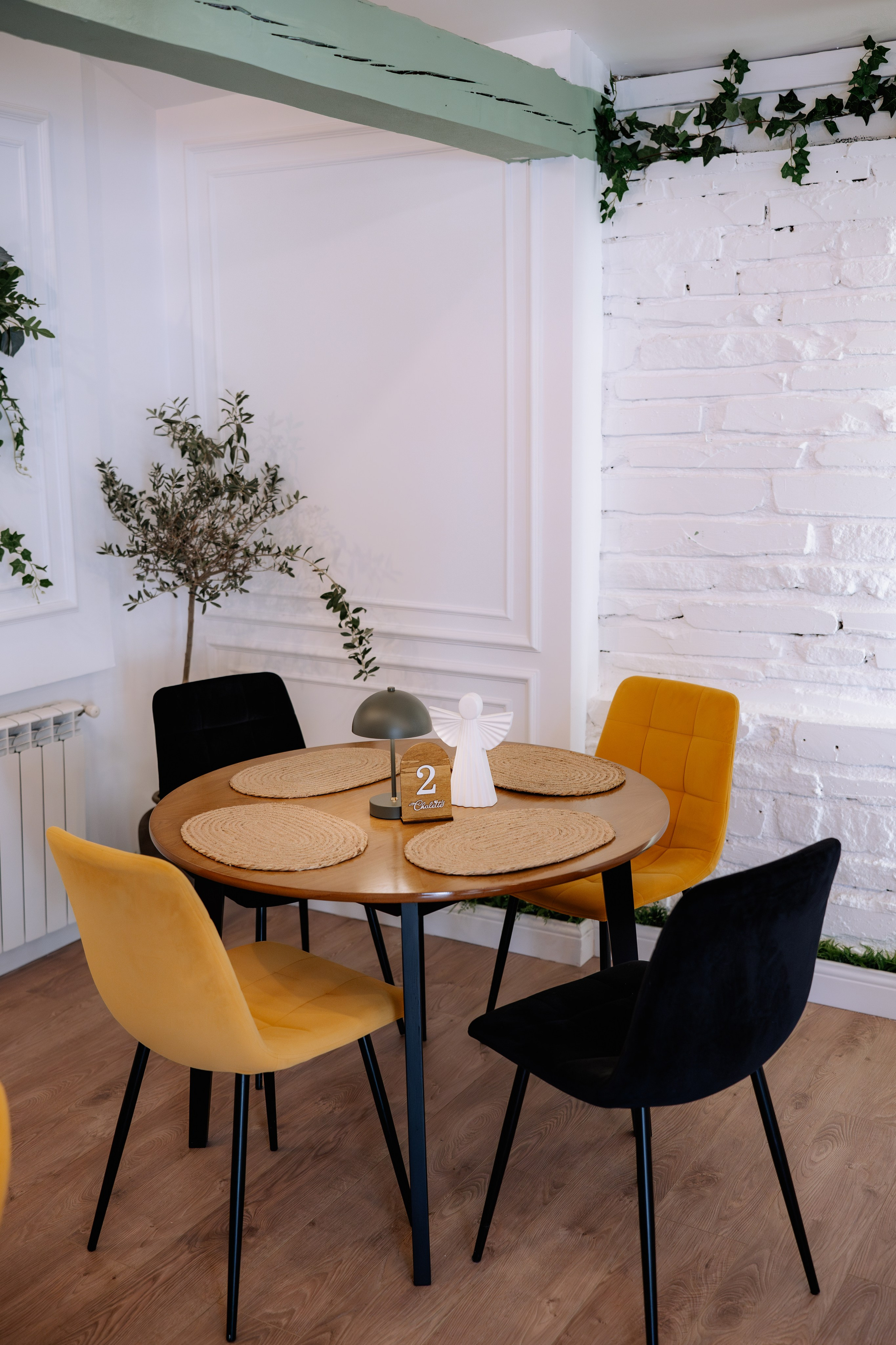 Chalette Gourmet. Proud Vision Weddings | Wedding Photography & Film — Servicii profesionale Foto Video Nunta Iasi