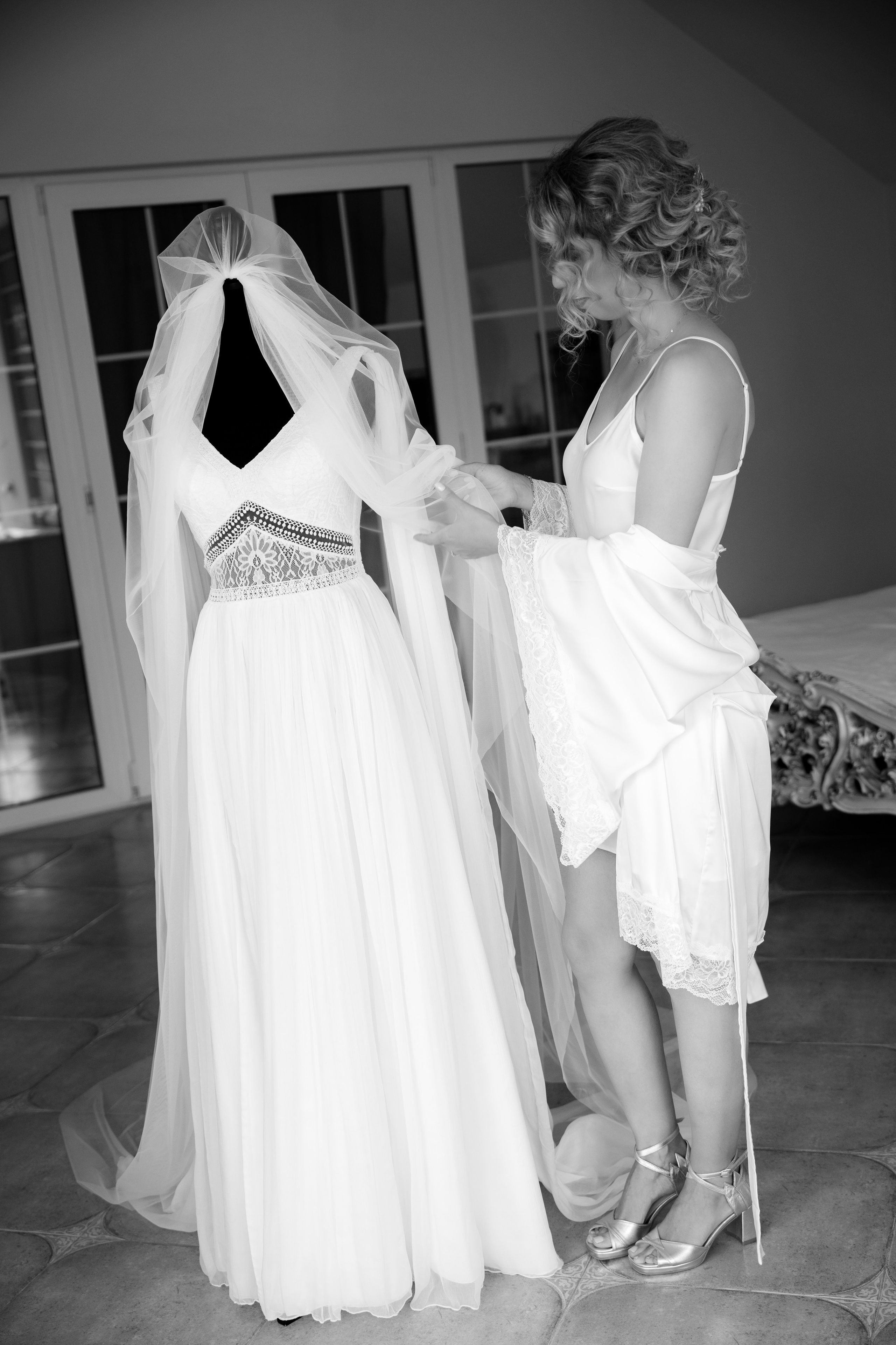 Octavia & Theo. Destination Wedding Photographer Alex Pasarelu