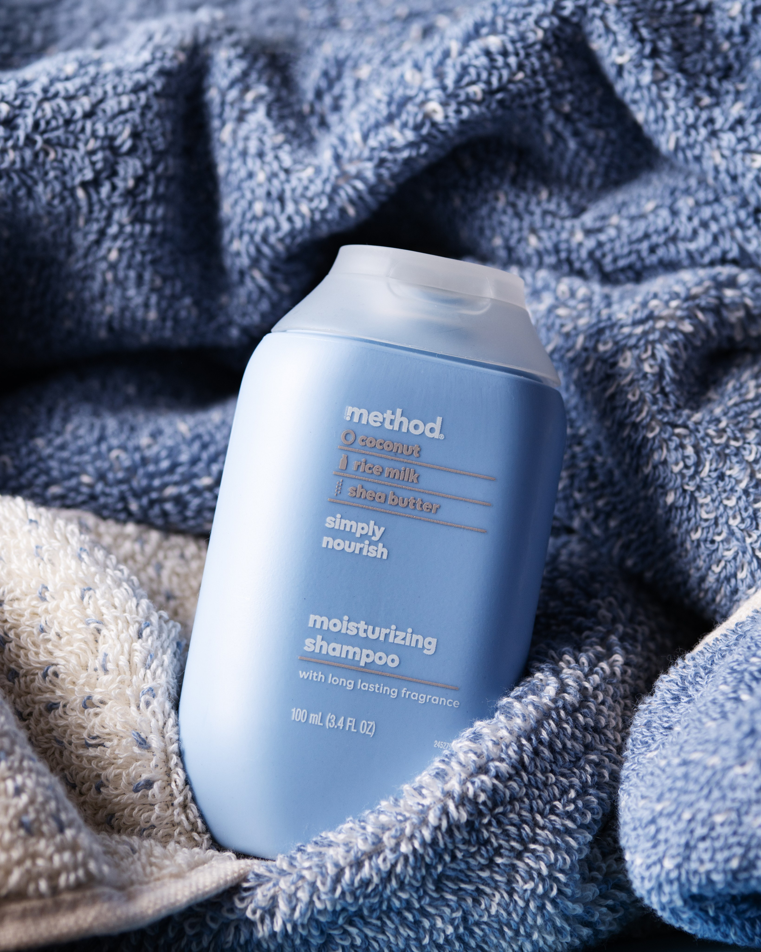 Shampoo. LILIIA ZABOTKINA product photographer California