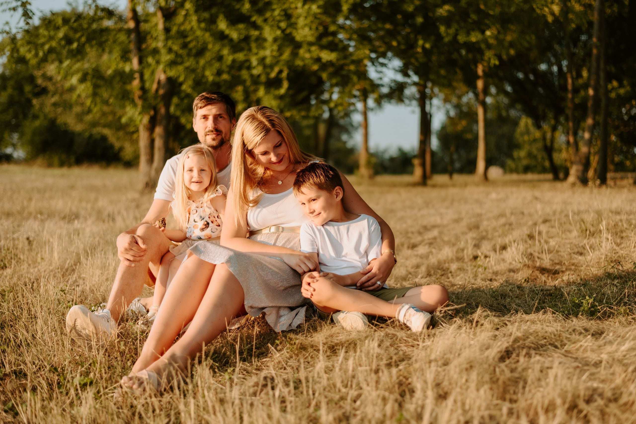 Lucka and family. Lifestyle, wedding and family photographer