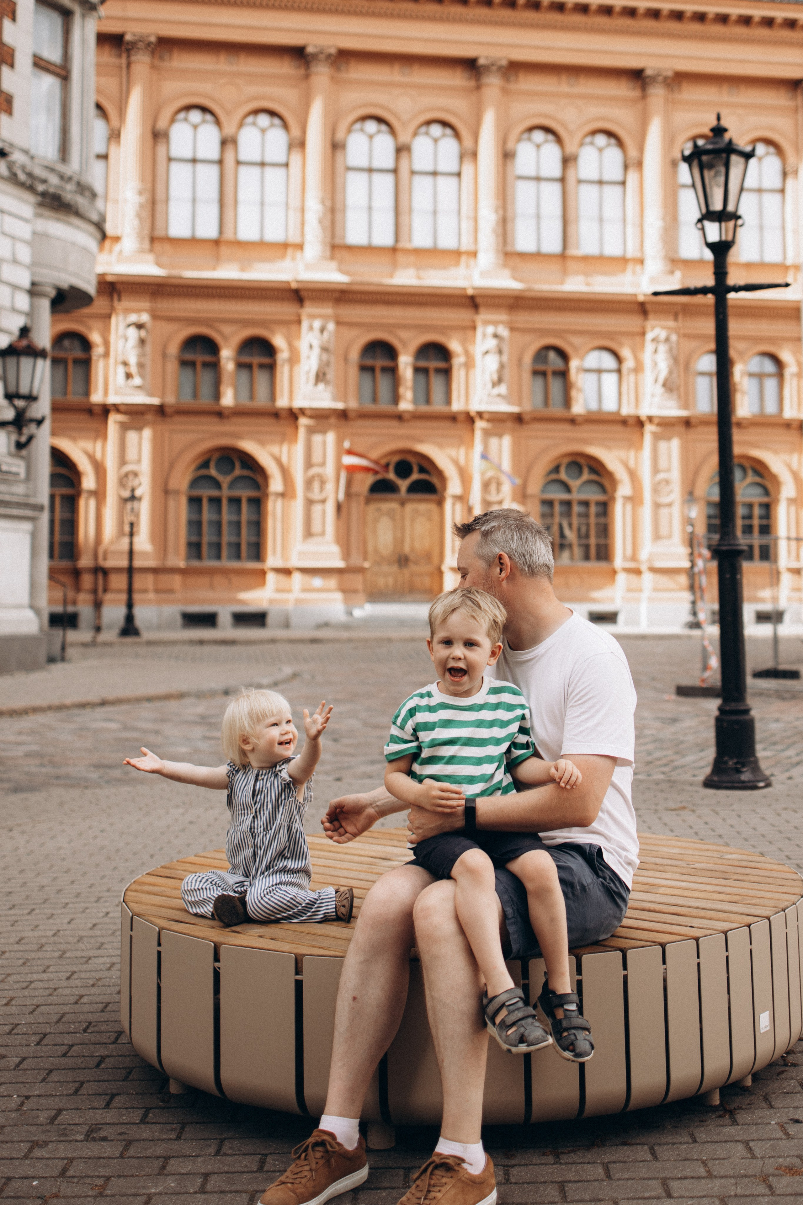 SINTIJAS ģimene. GALVENĀ