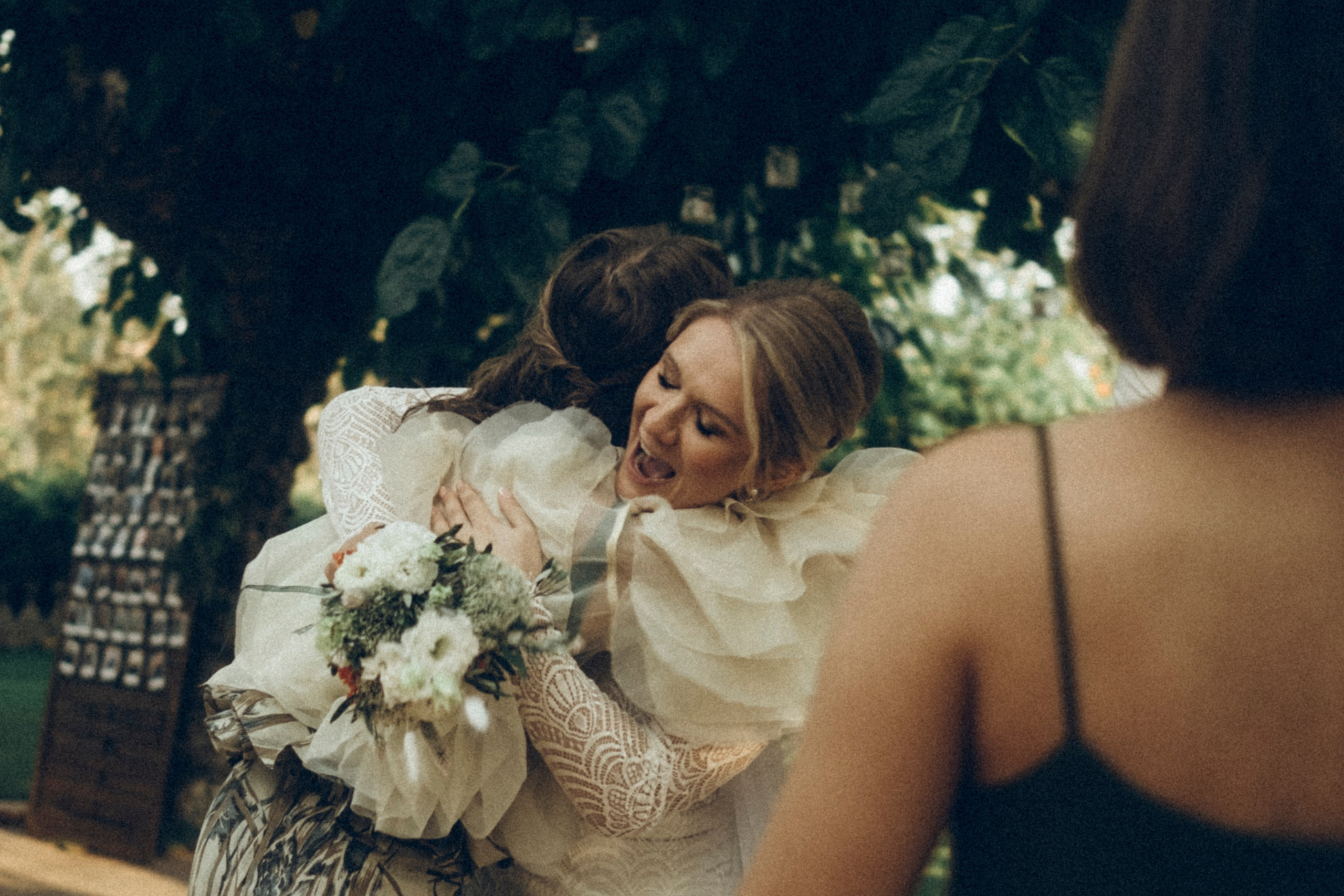 Nadezhda & Dmitry. Masia Mas Coll. Paola wedding photographer / videographer in Barcelona