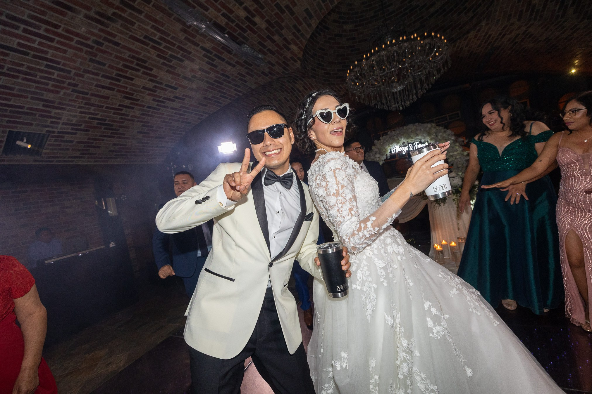 Lucerna Casa Baloyan Boda Tijuana Stephanie y Sebastyan. Estudio de fotografia en Tijuana