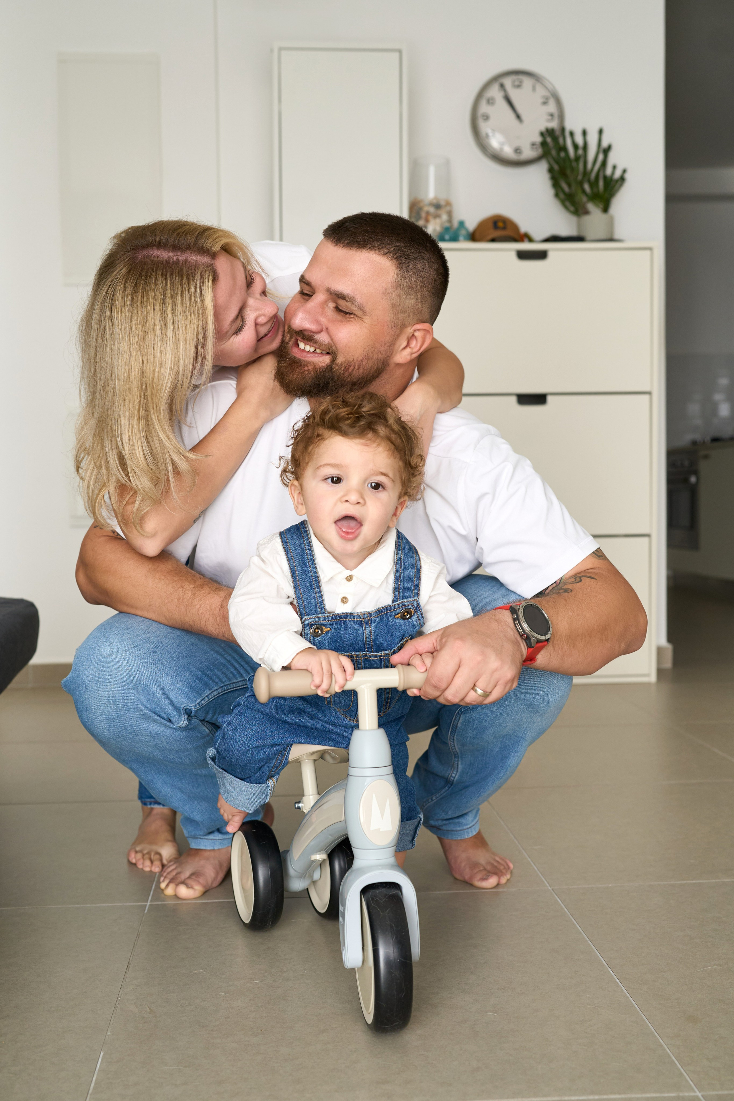 Gilad is 1 year old. צלם אלכס ברט בישראל