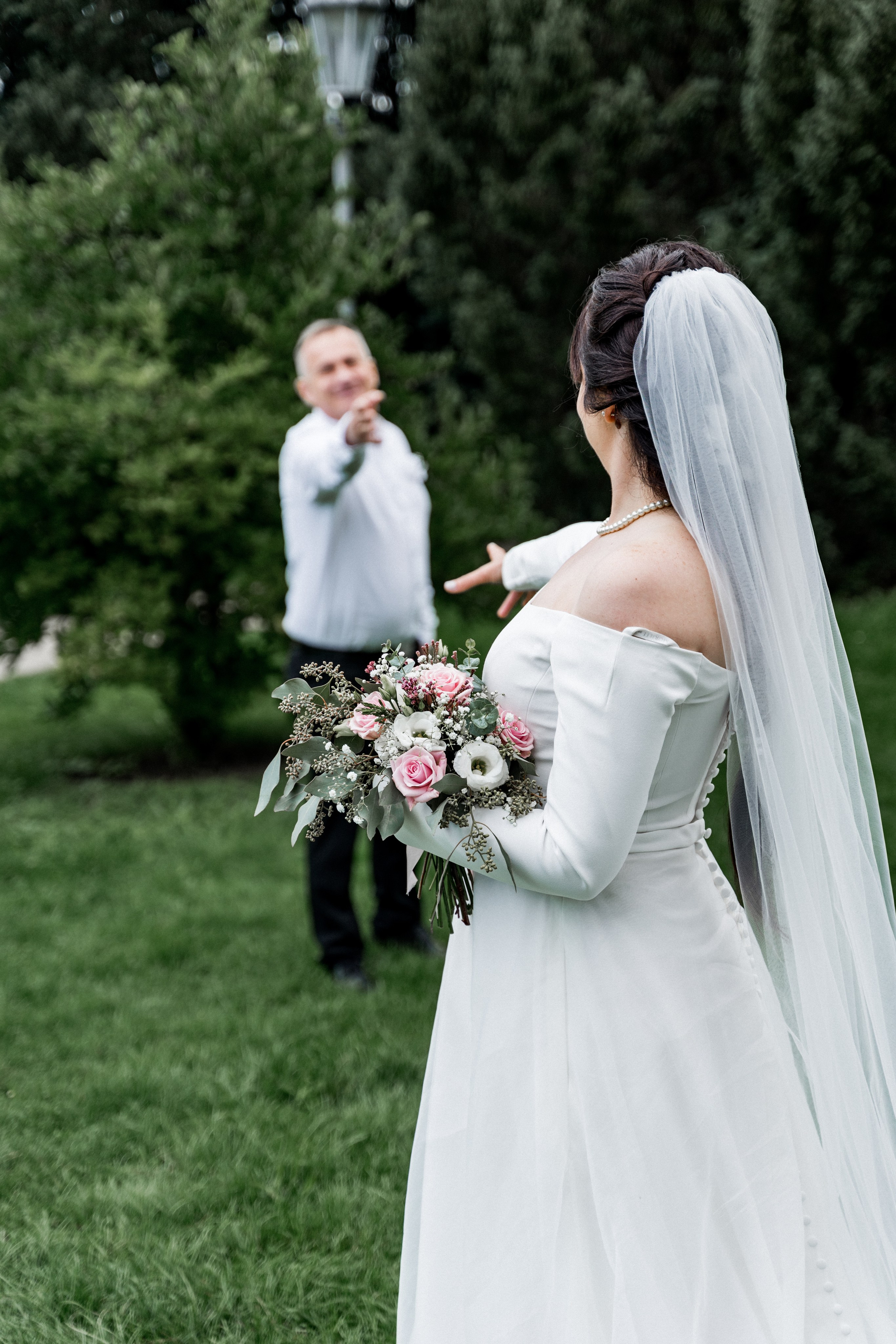 Andrei & Ira. Svatební fotograf a kameraman v Česku a po celé Evropě — Teplice, Ústí nad Labem, Praha, Drážďany