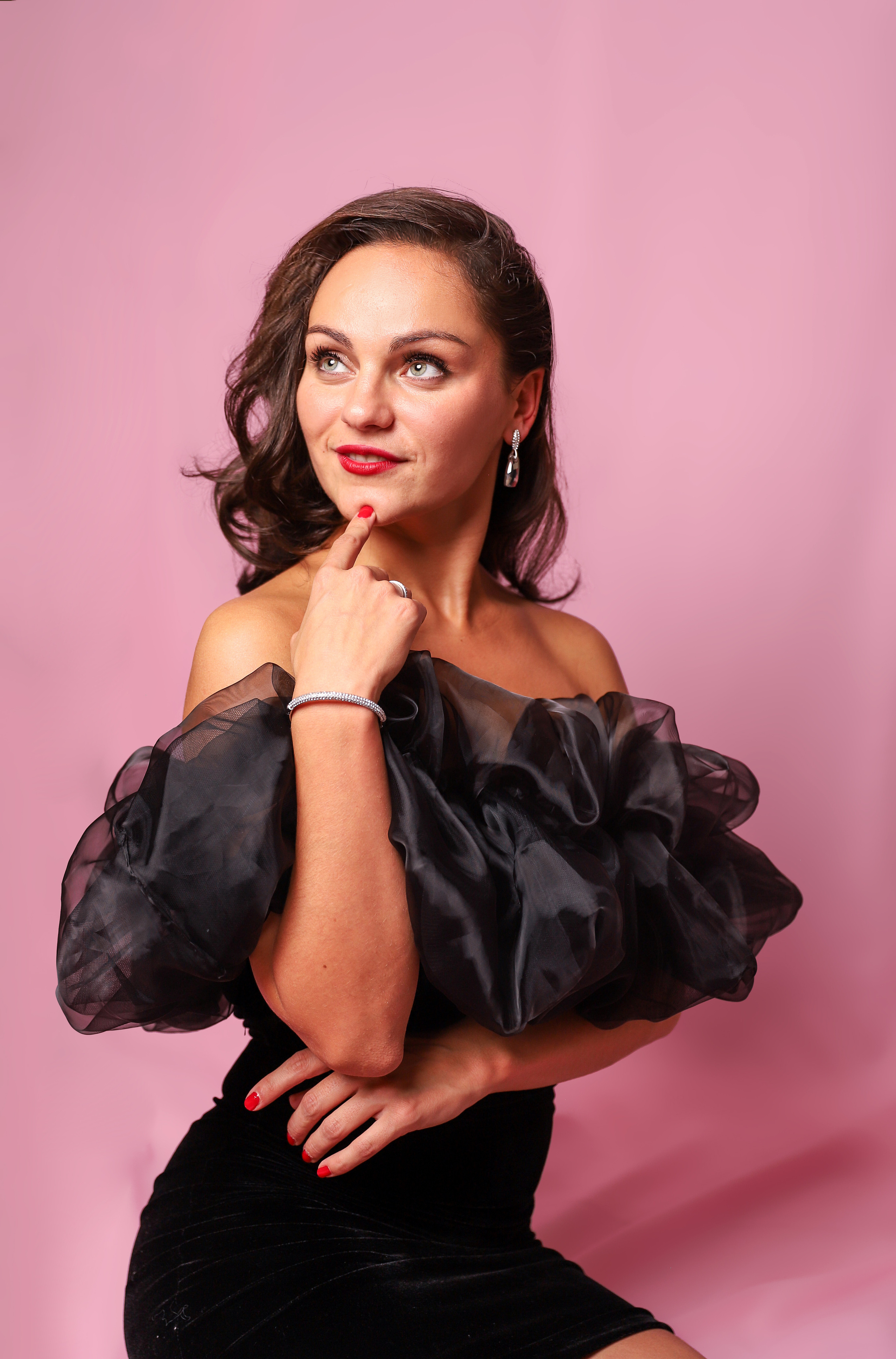 Pink backdrop. Family & children’s photographer in Herts & West London Iryna Blair