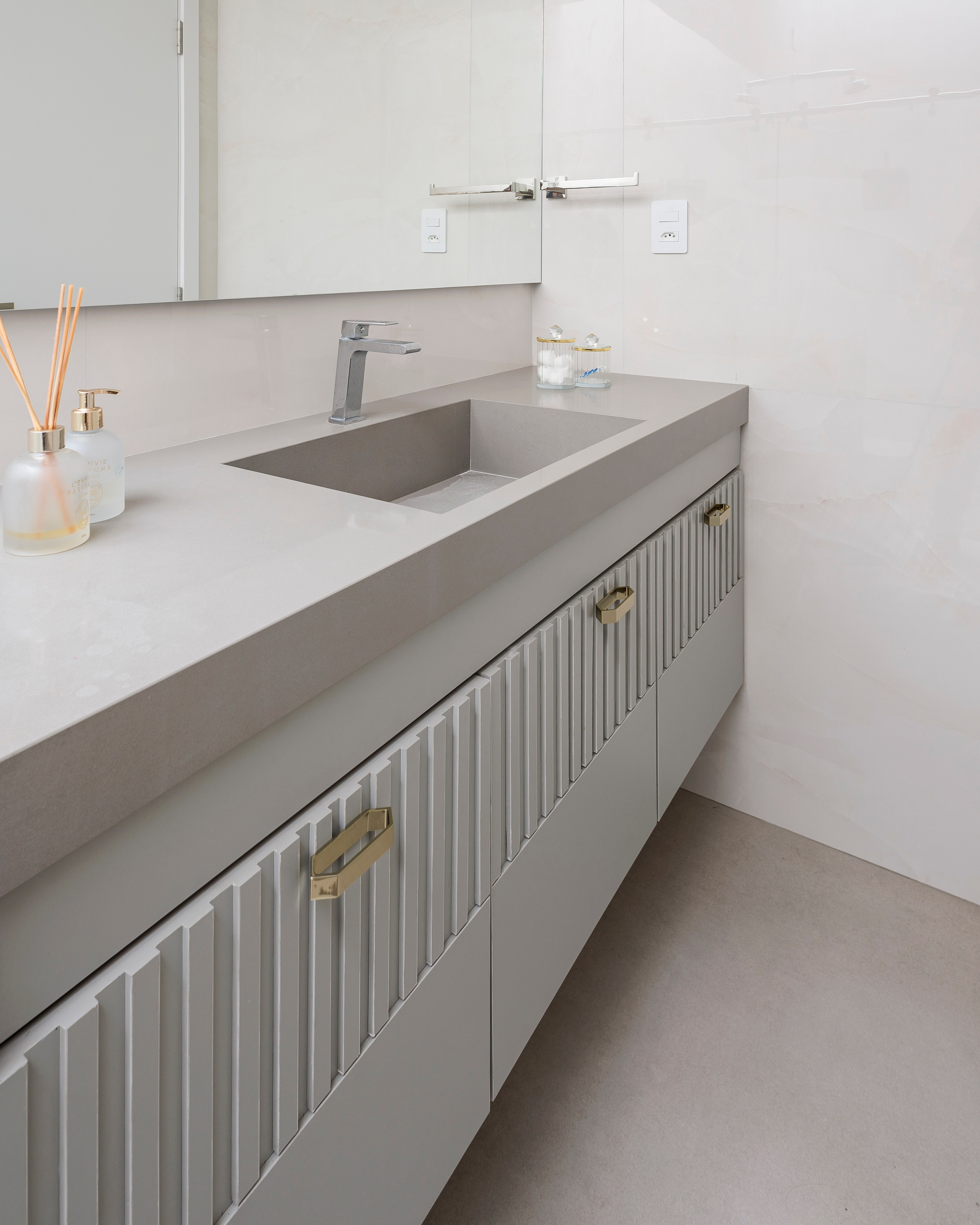 MJ Marcenaria. Caio Almeida