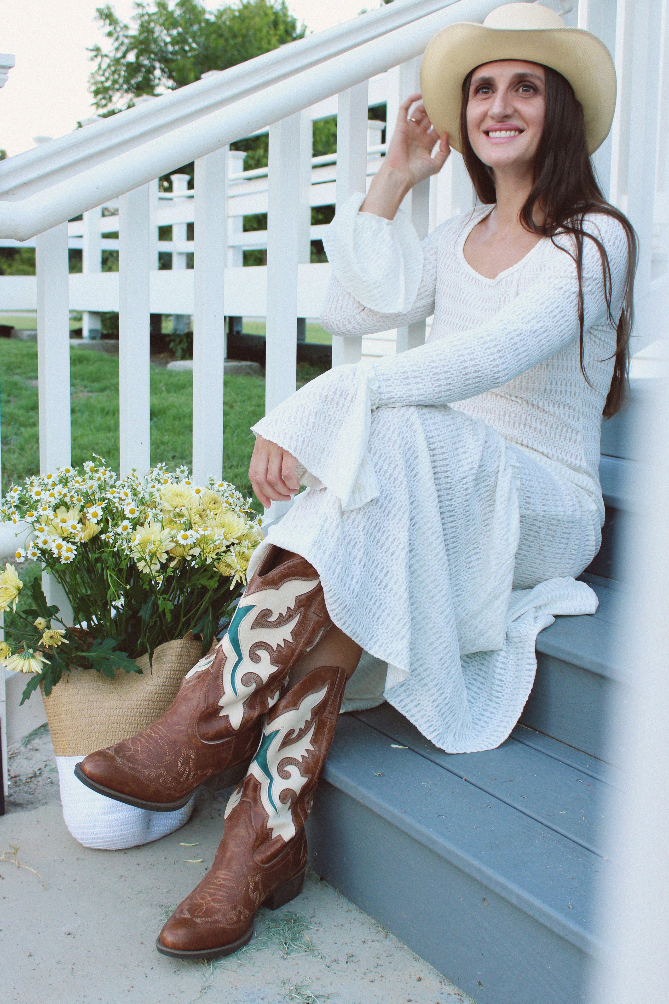 Texas Countryside Family Photoshoot in Cowboy Style. Lana Petrychenko — Portrait & Family Photographer. Valencia, Spain