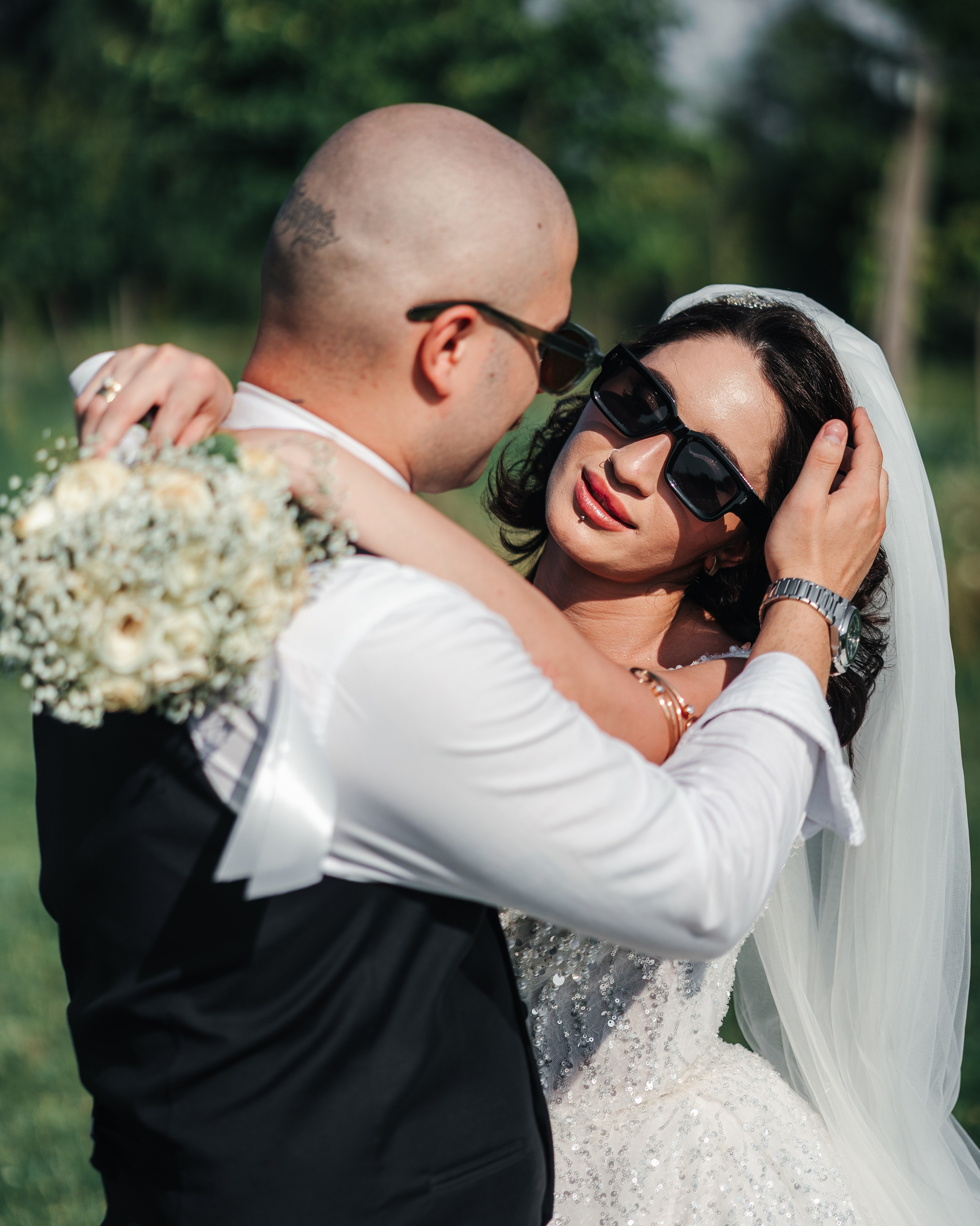 Nikusha & Tato. Bspander