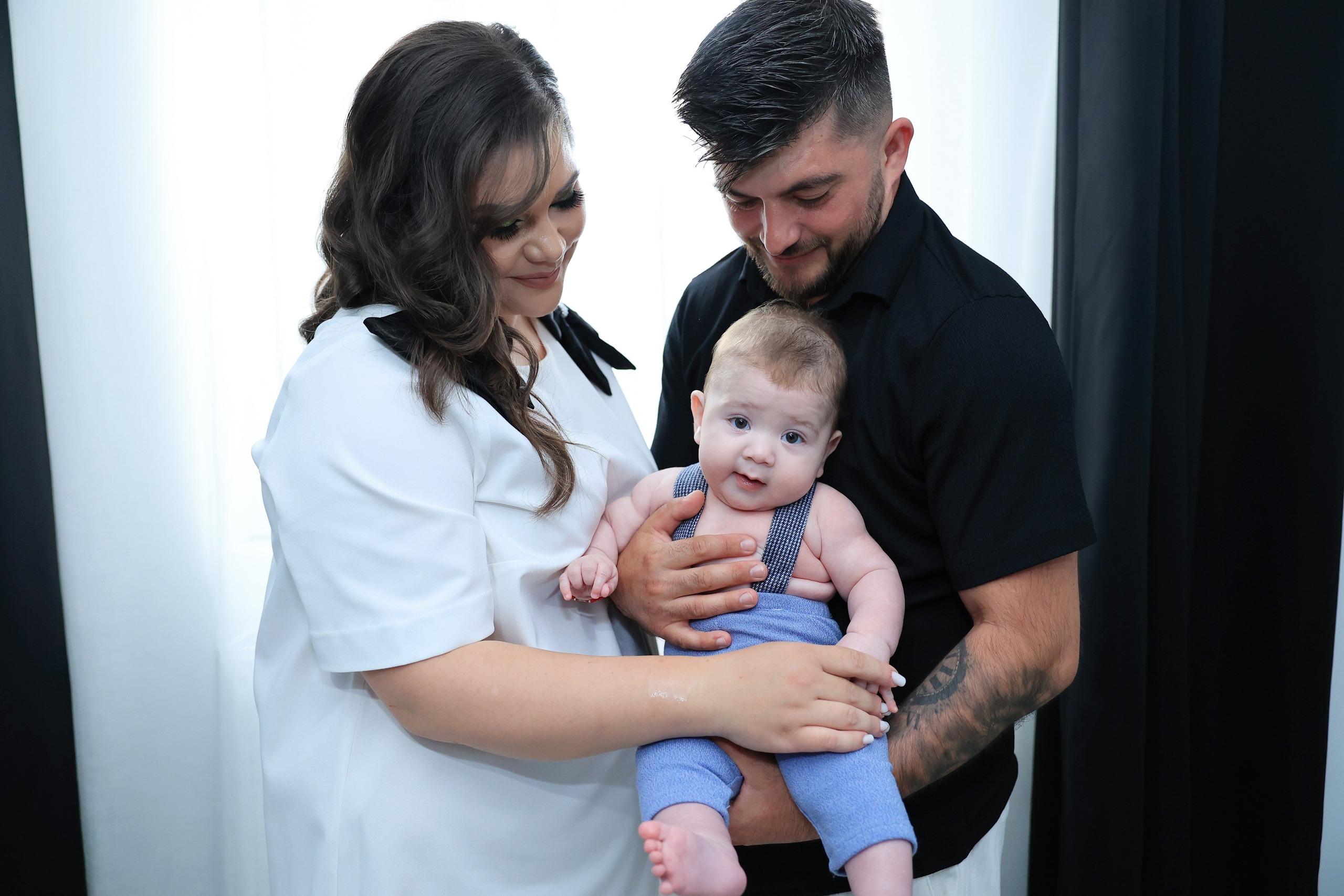 Andrei Damian. Moments By Gub