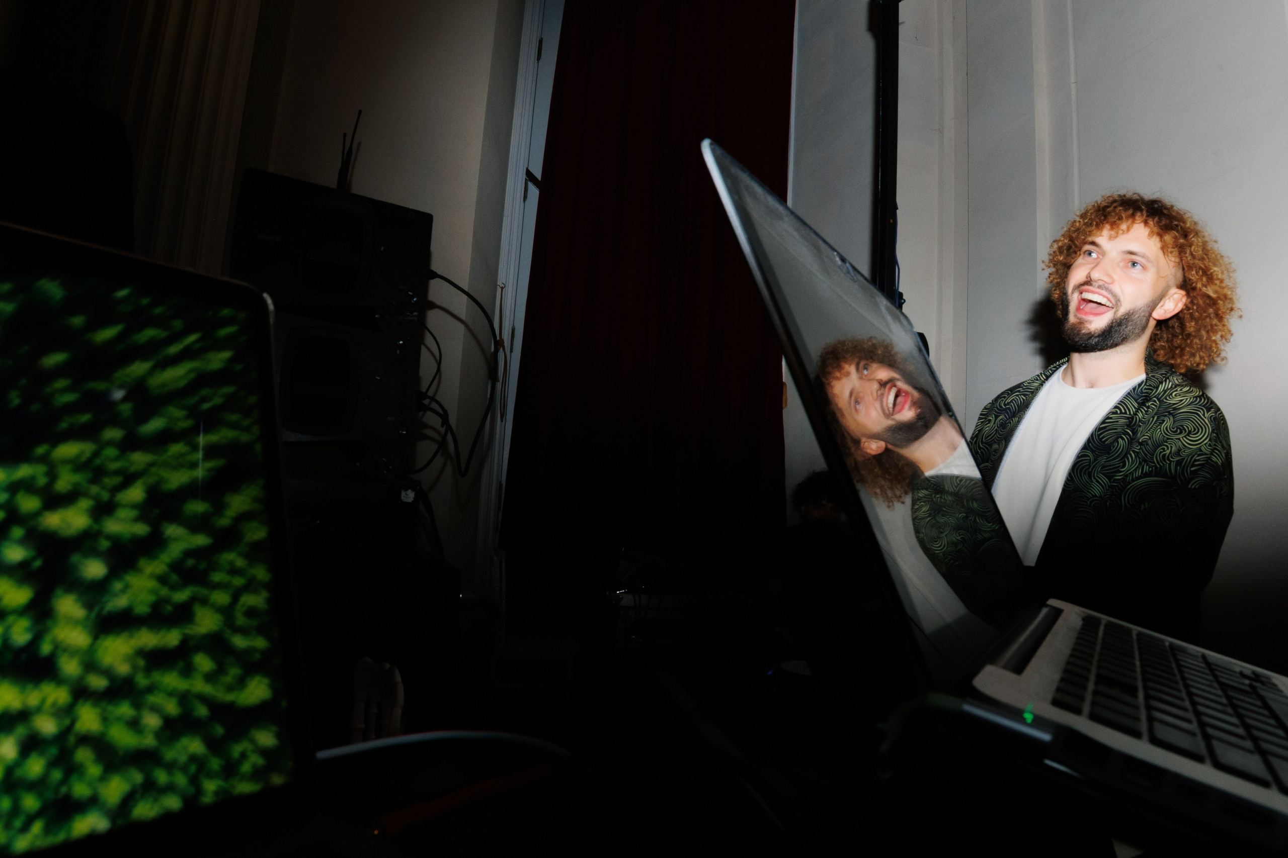 Seulement dans tes bras. Servicii Foto Video în Chișinău și Europa ID-Brothers