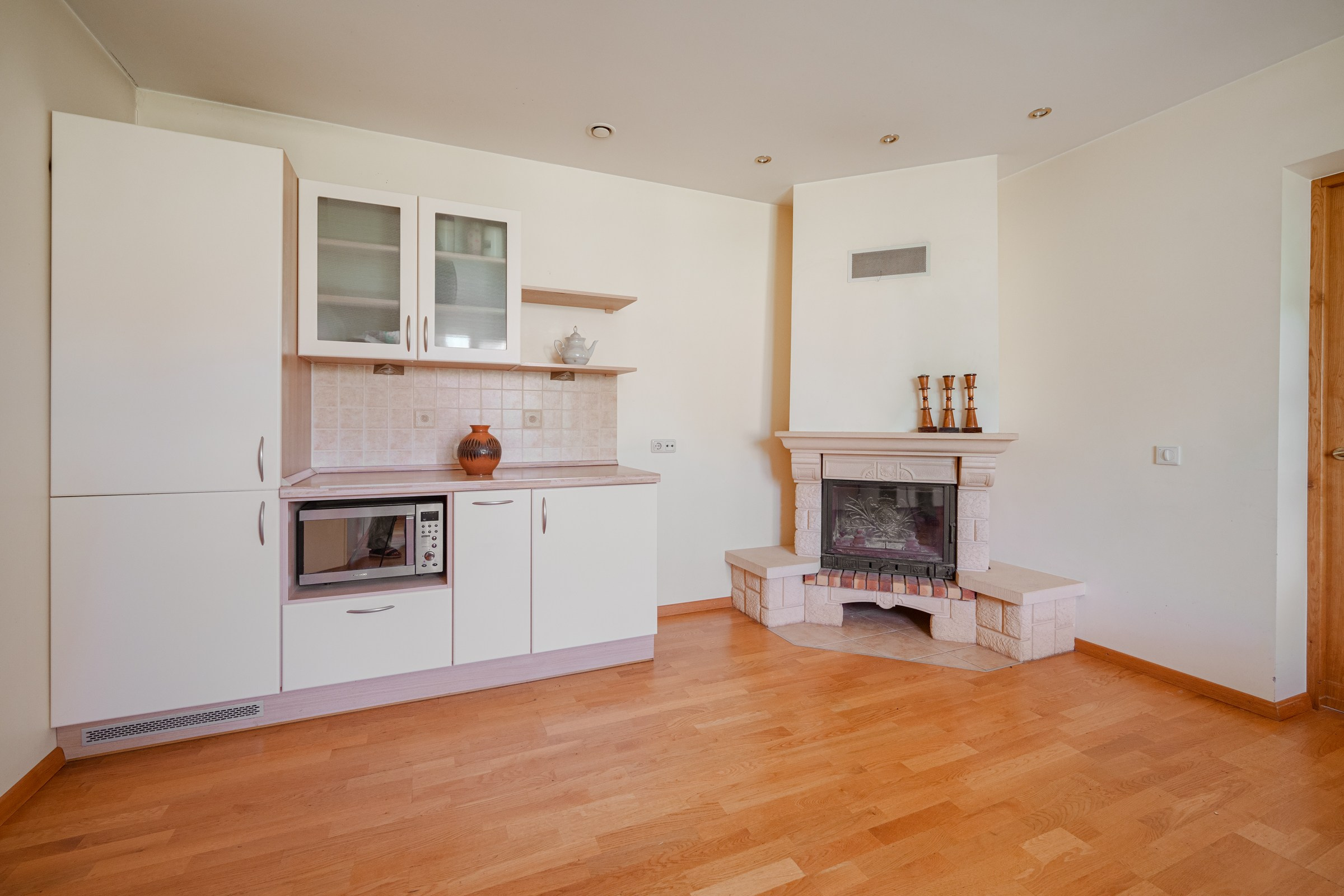 Bukiškės, Jaunimo g. Elina Sapiega fotografė Vilniuje