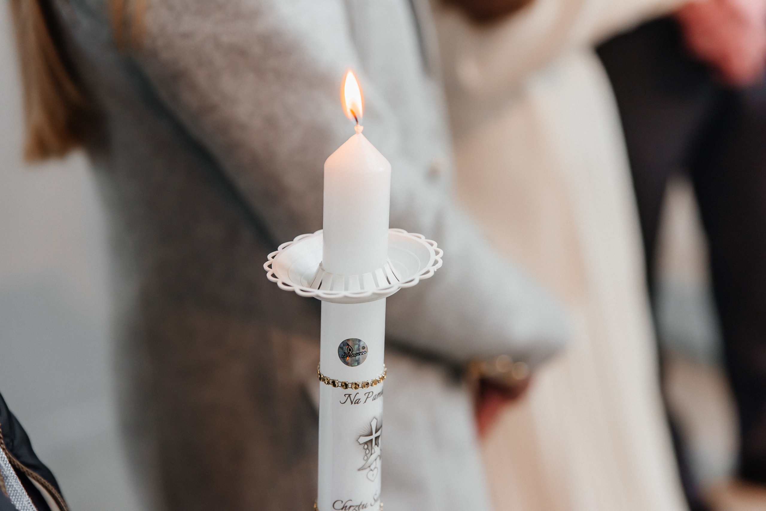 Chrzest Maja. Eugene Save – Fotograf Ślubny i Rodzinny | Warszawa i Cała Polska