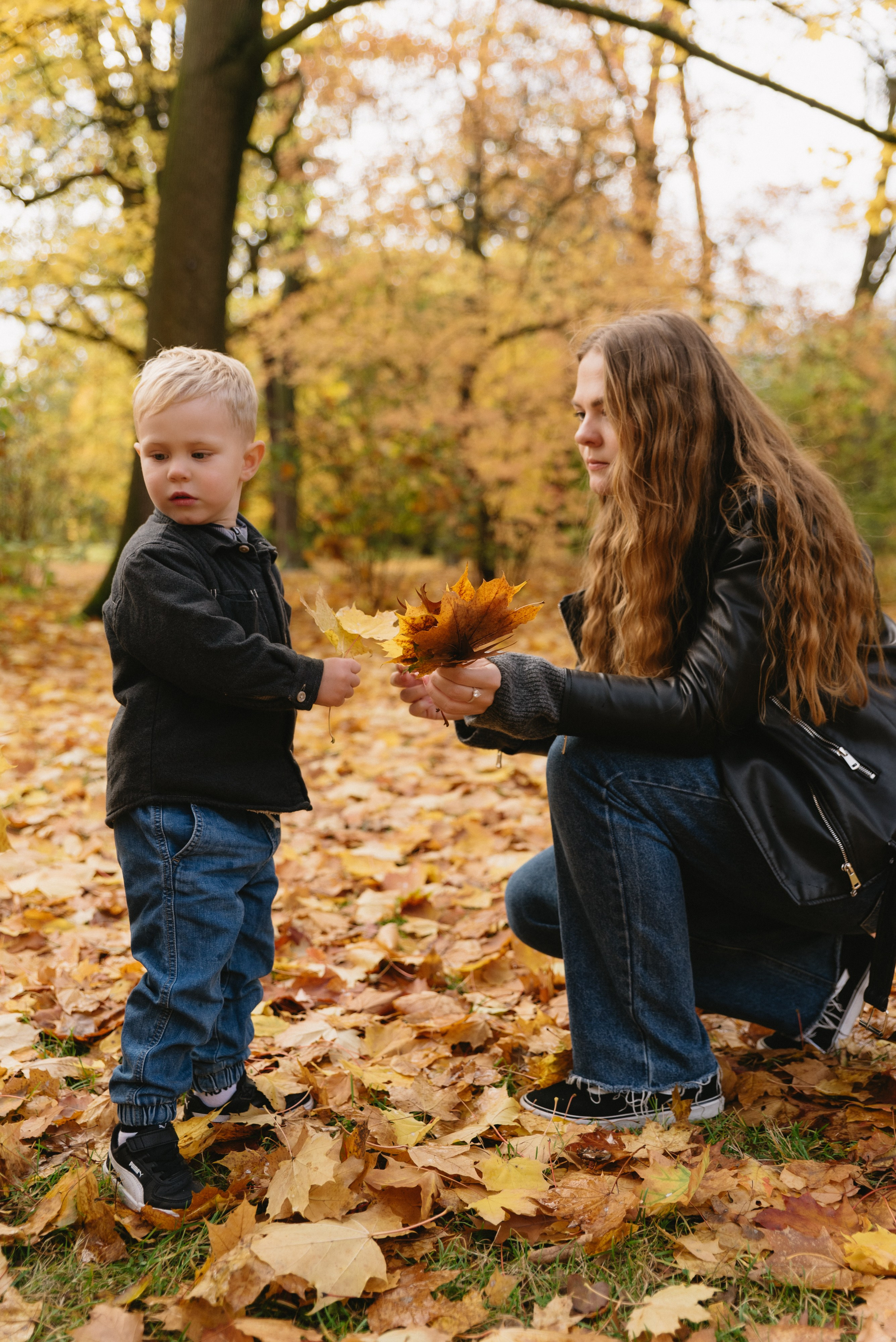 Sesja rodzinna Hanna, Vlad & Matvei. Eugene Save – Fotograf Ślubny i Rodzinny | Warszawa i Cała Polska
