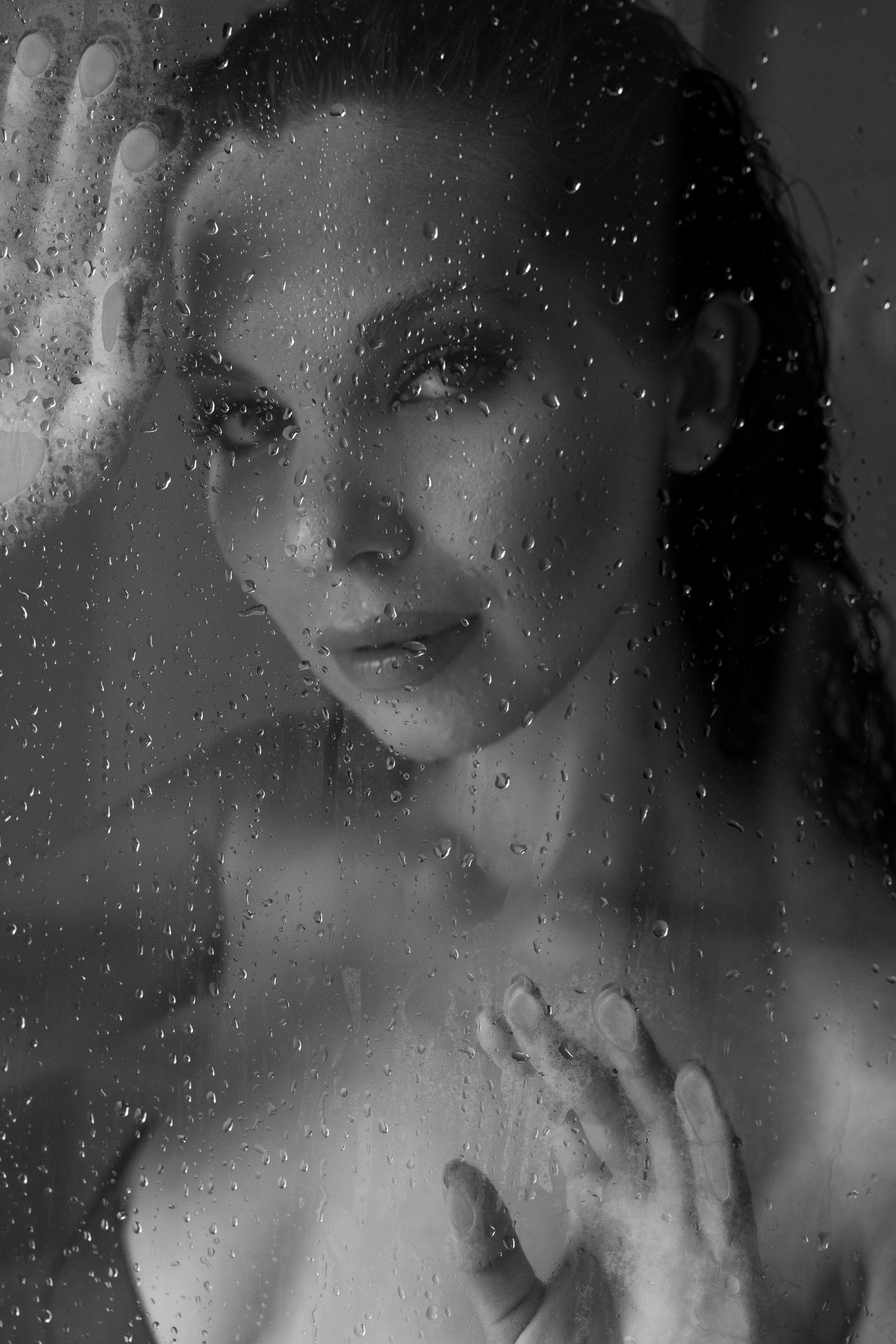 Black and white. Photographer in Dubai Anna Gordeychuk