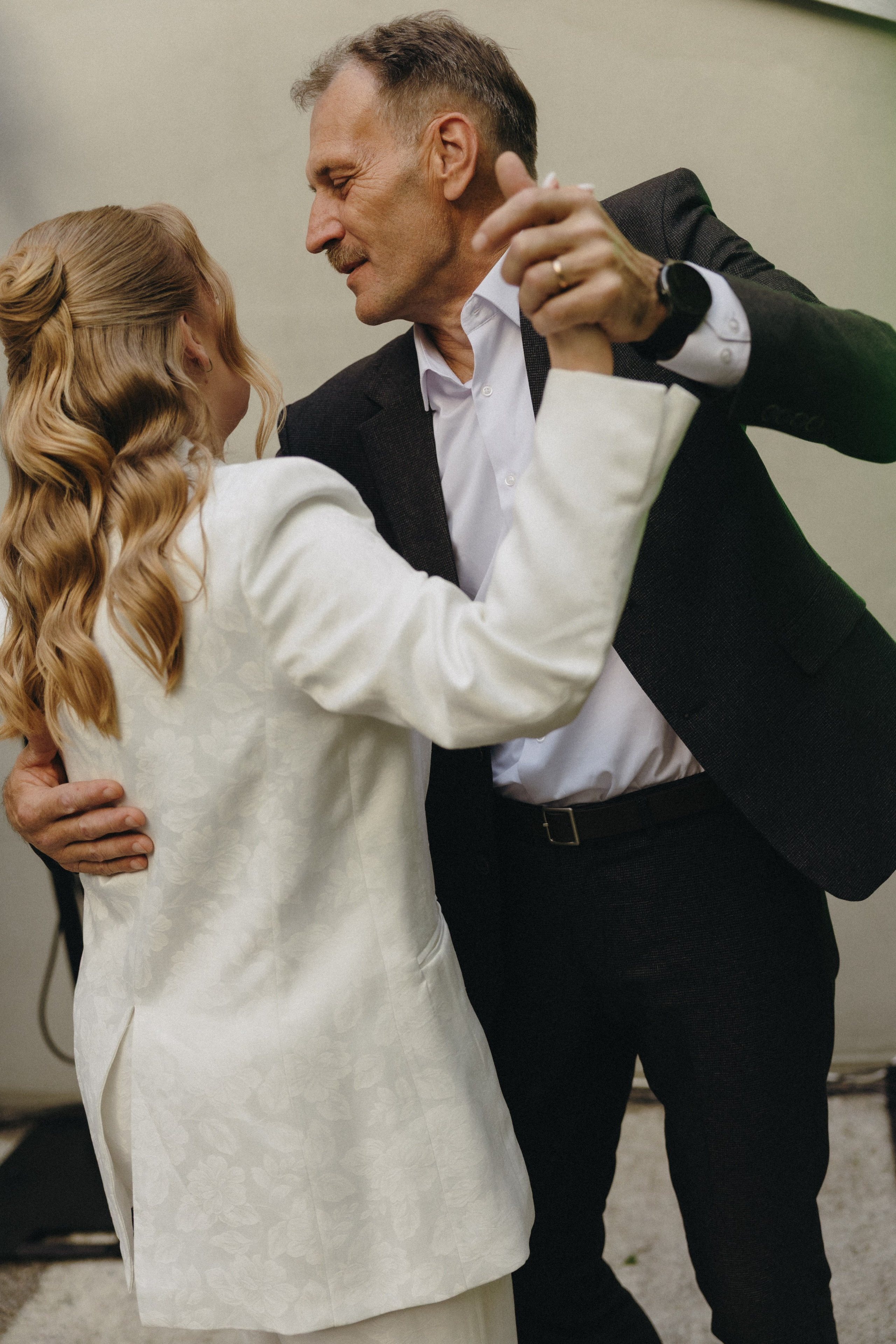 Paulina ir Deivydas | vestuvės Vynvytyje | Kaunas 2025. Vestuvių ir šeimų fotografė Lena Bondarenko / belove photo