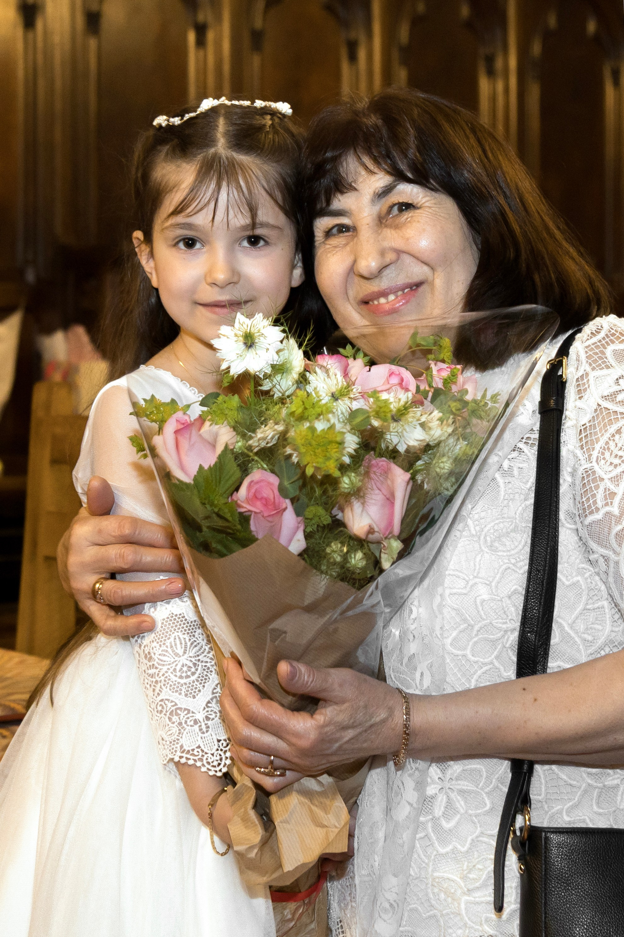 Un petit aperçu du baptême d’Emma ✨. Wedding, event and family photographer in Paris, Emilian Olaru