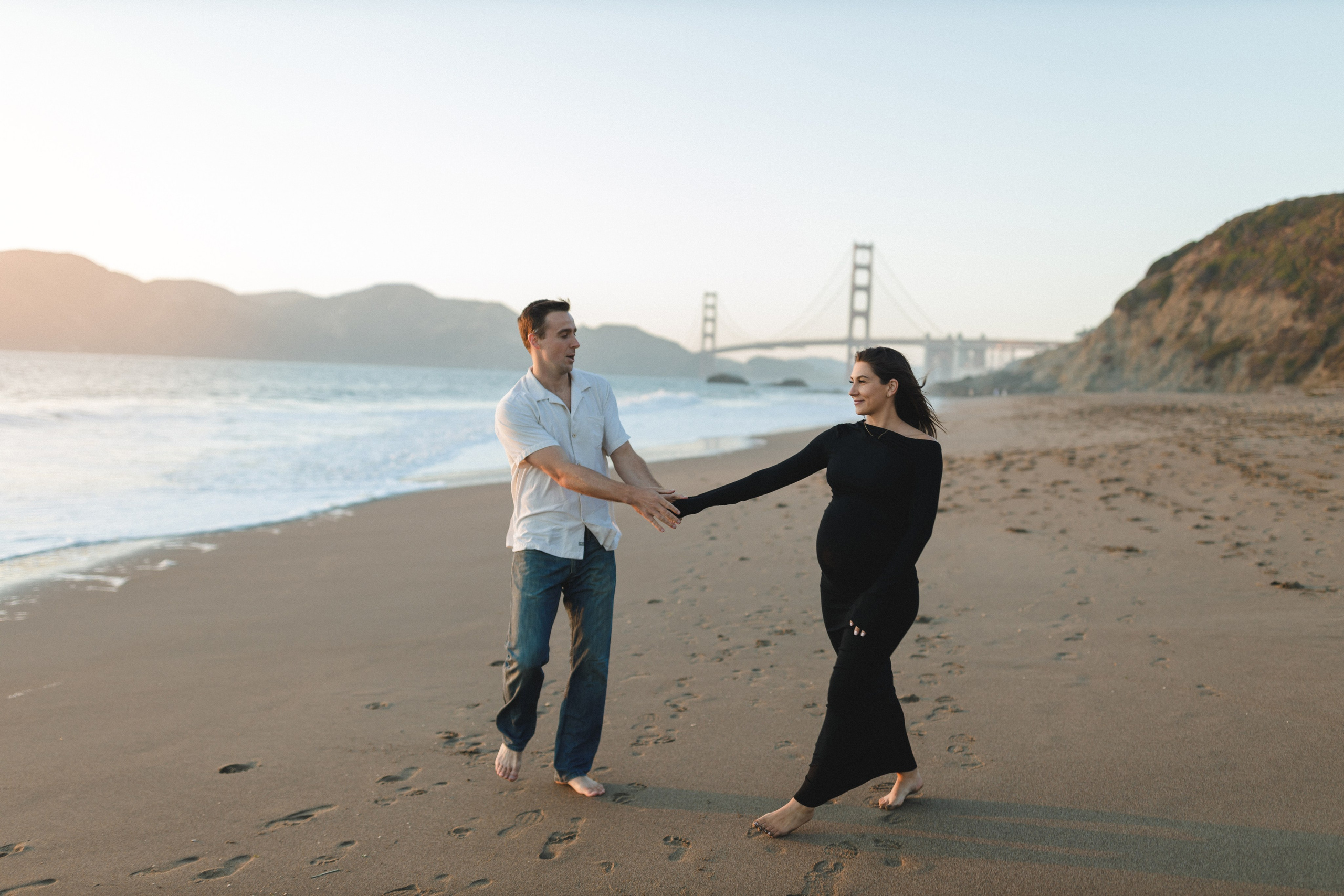 New Beginnings at Baker Beach. Maternity, newborn photographer in the Bay Area|Iryna Rakivnenko