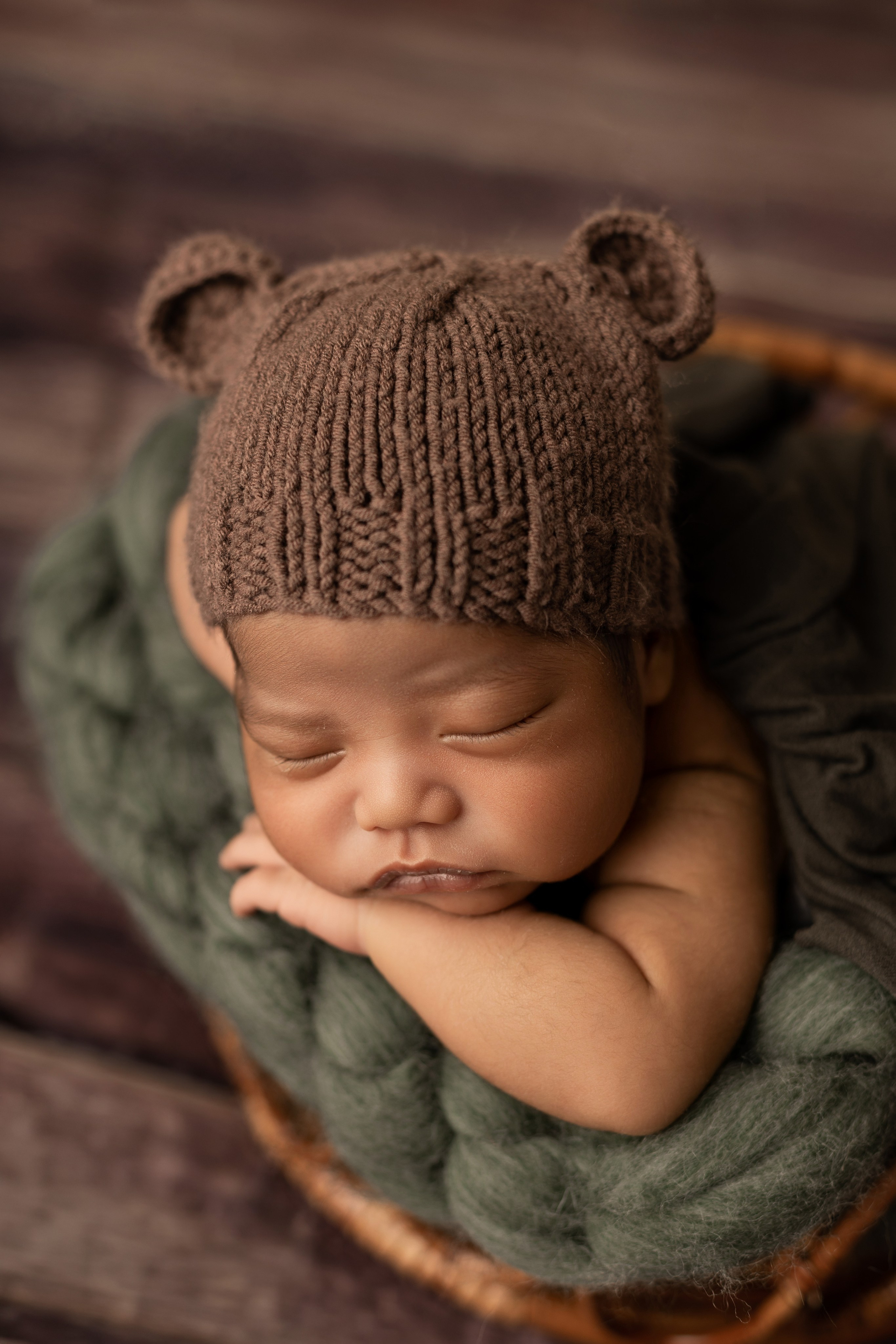 Newborn Classic. Family photographer in Bay Area, California