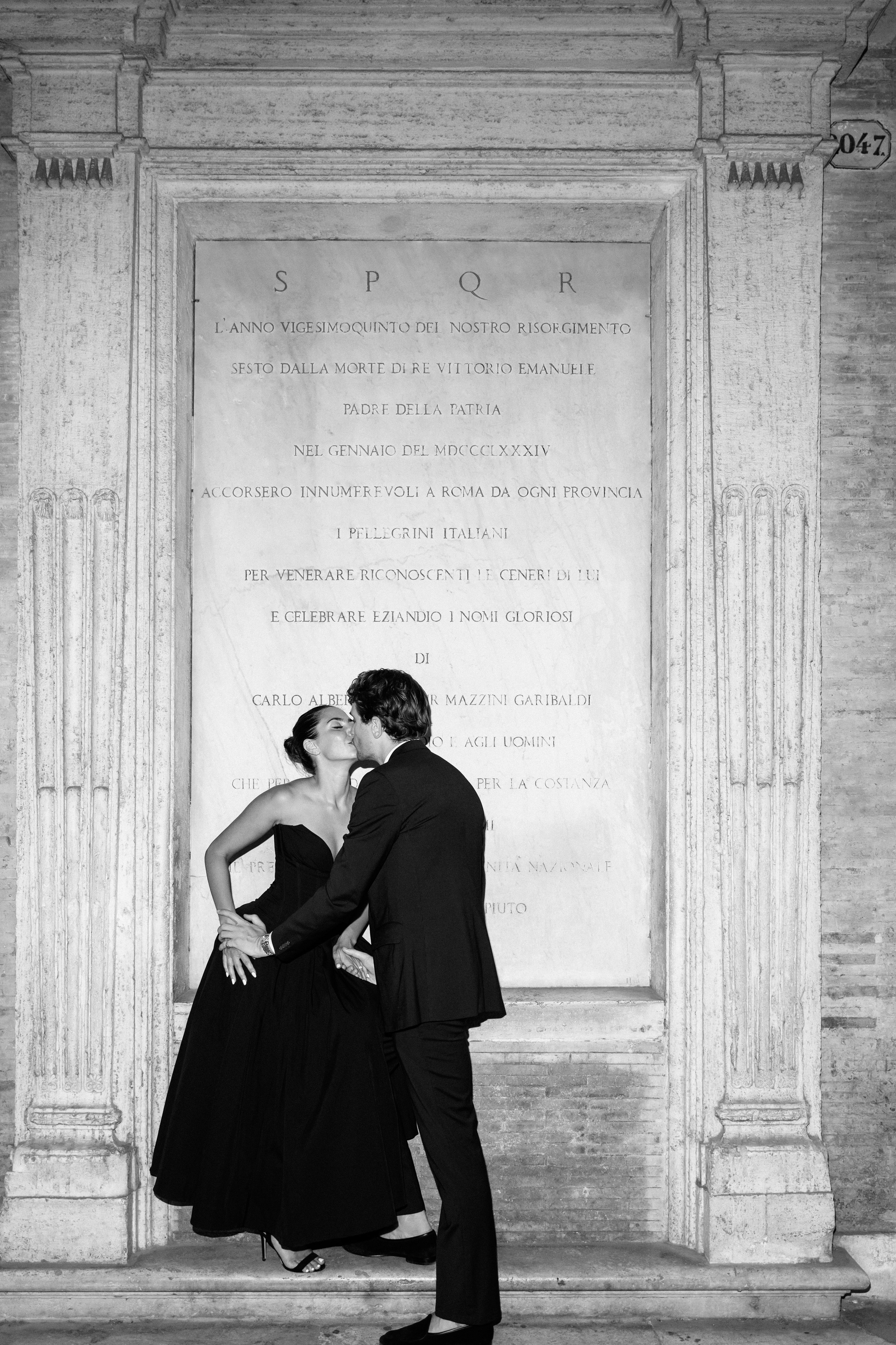 Wedding photographer Italy Rome, Tuscany, Lake Como, Sicily, Puglia. Wedding Photographer Rome Tuscany Como Sicily Puglia Amalfy Italy- Oksana Savenchuk