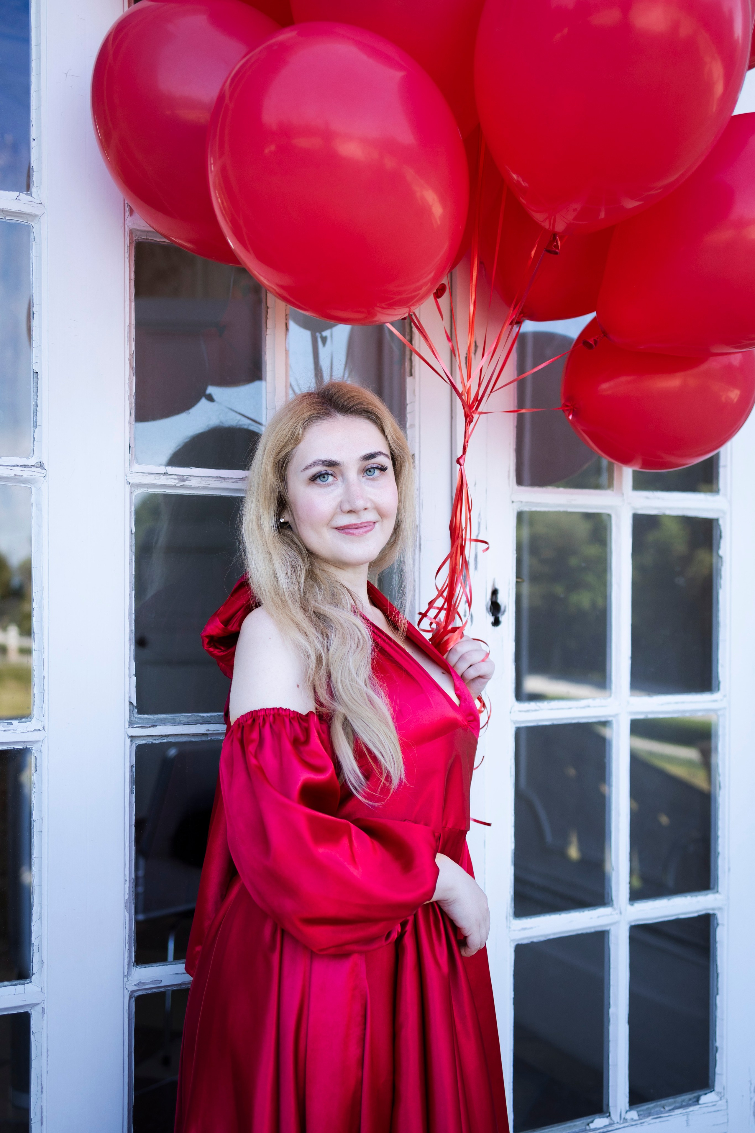 Shopoting with balloons. Photographer in Munich