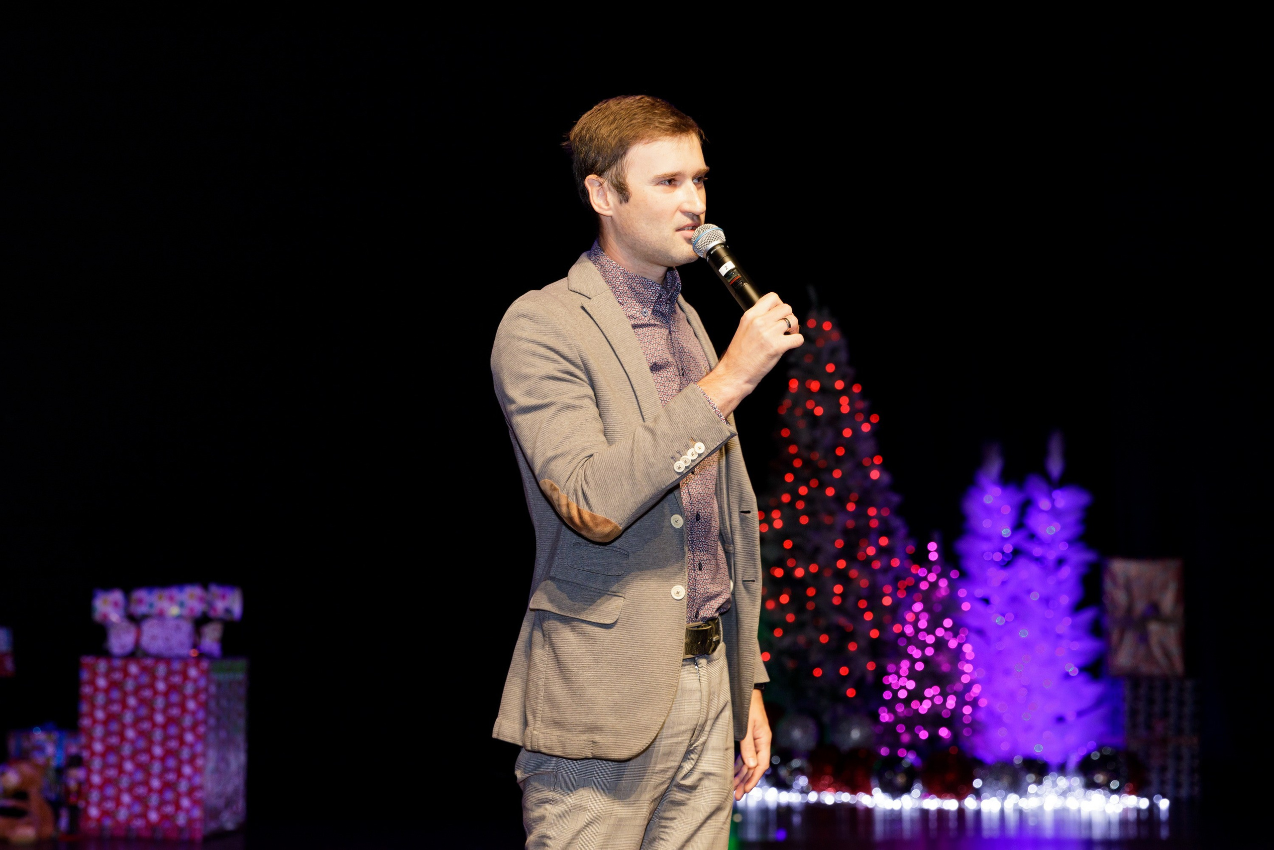 Новогодняя сказка для журнала Русские Эмираты, Дубай 2024. Фотограф Анна Кучерявая | Свадьбы и мероприятия в Дубае