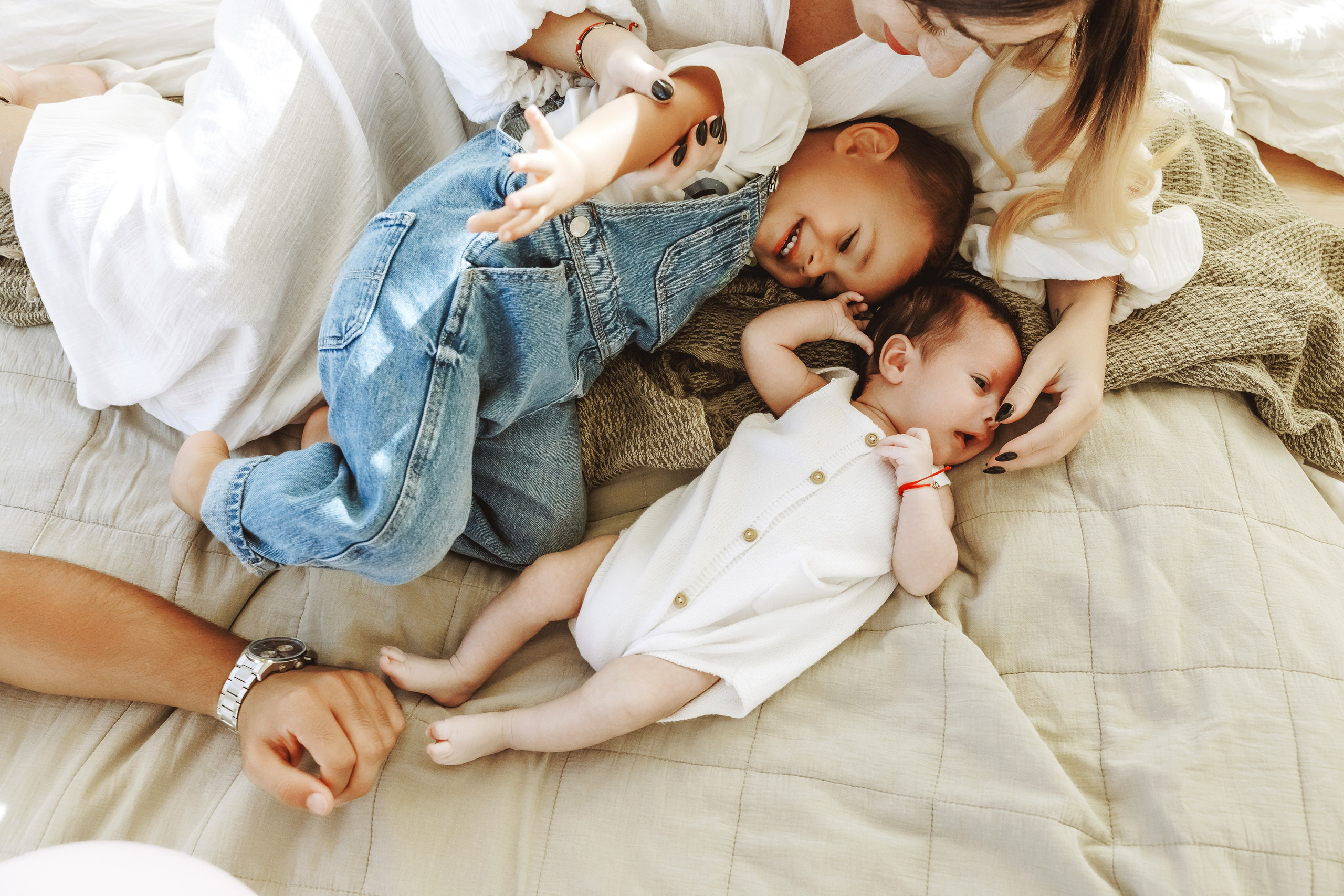 Бебешка фотосесия. Фотограф Ирина Йотова