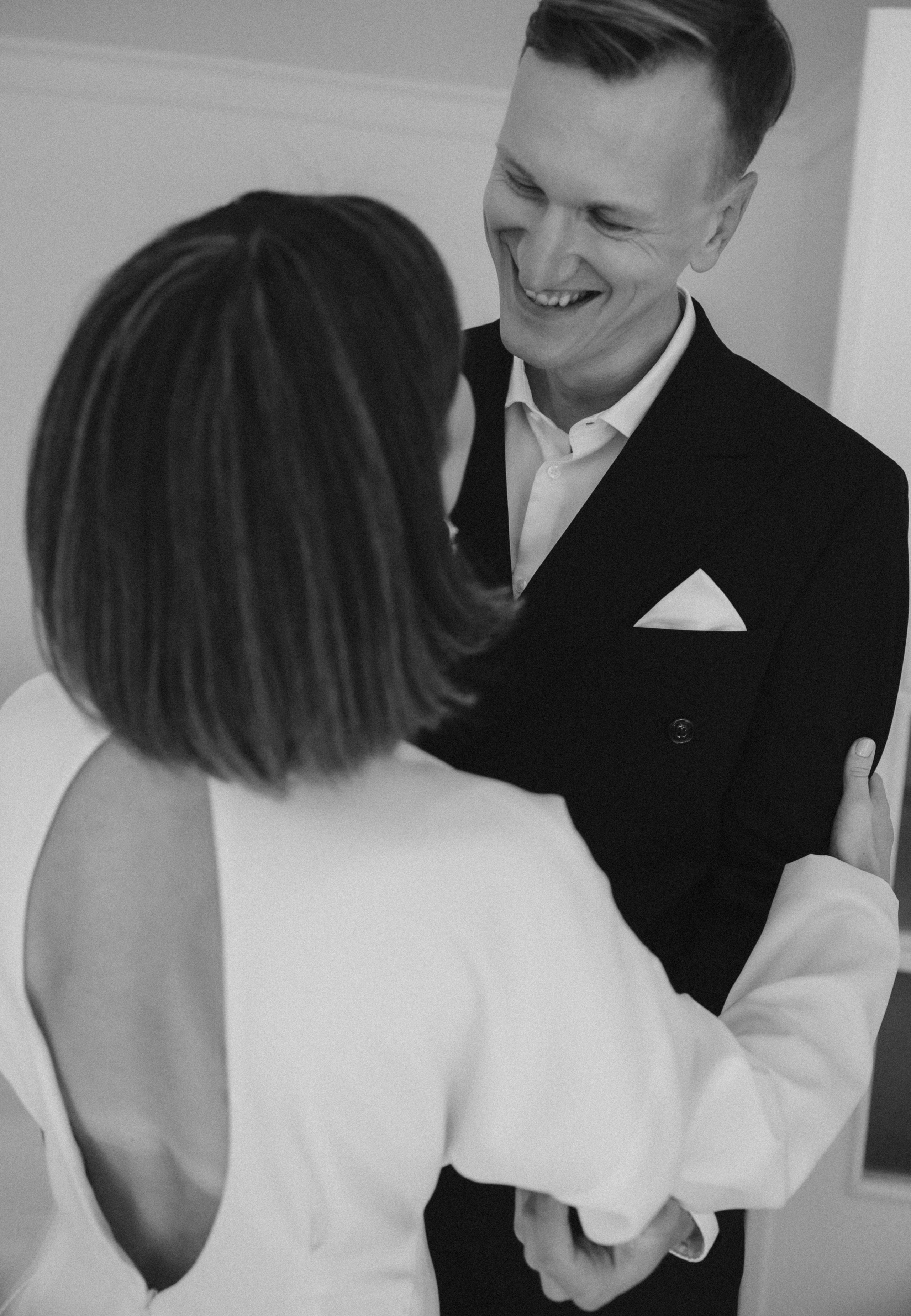 Miglė ir Mindaugas | 2024 | MIESTO VESTUVĖS. Vestuvių ir šeimų fotografė Lena Bondarenko / belove photo