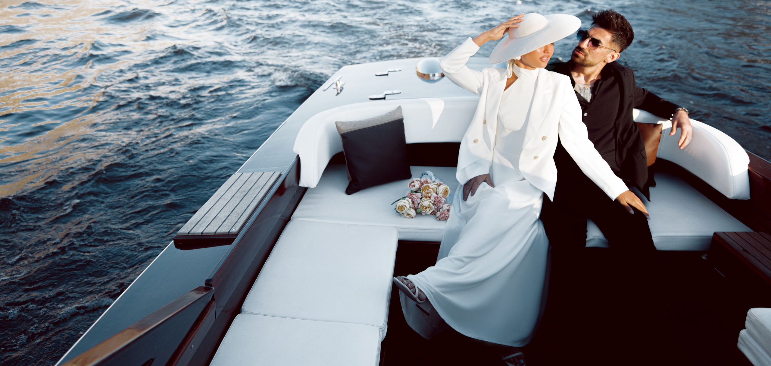 Dress Journal 1. WORLDWIDE PHOTOGRAPHER