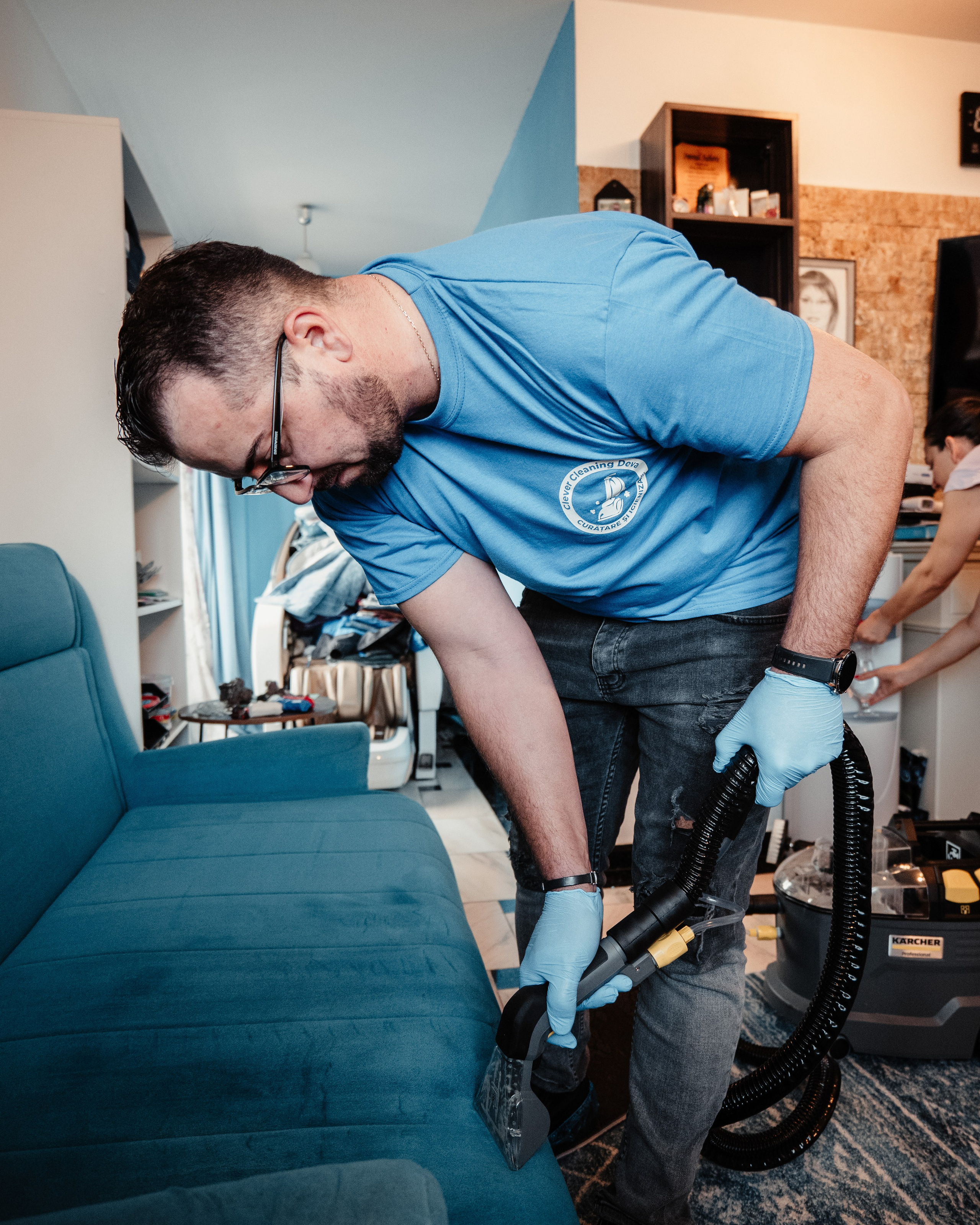 CLEVER CLEANING. Freesh Media Products