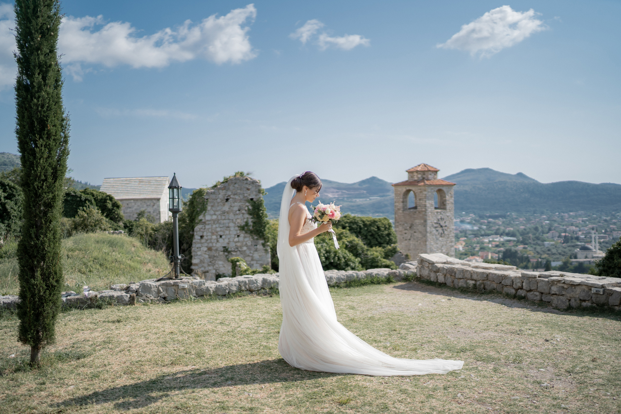 Vjenčanje u crkvi u Crnoj Gori | Virab i Lili