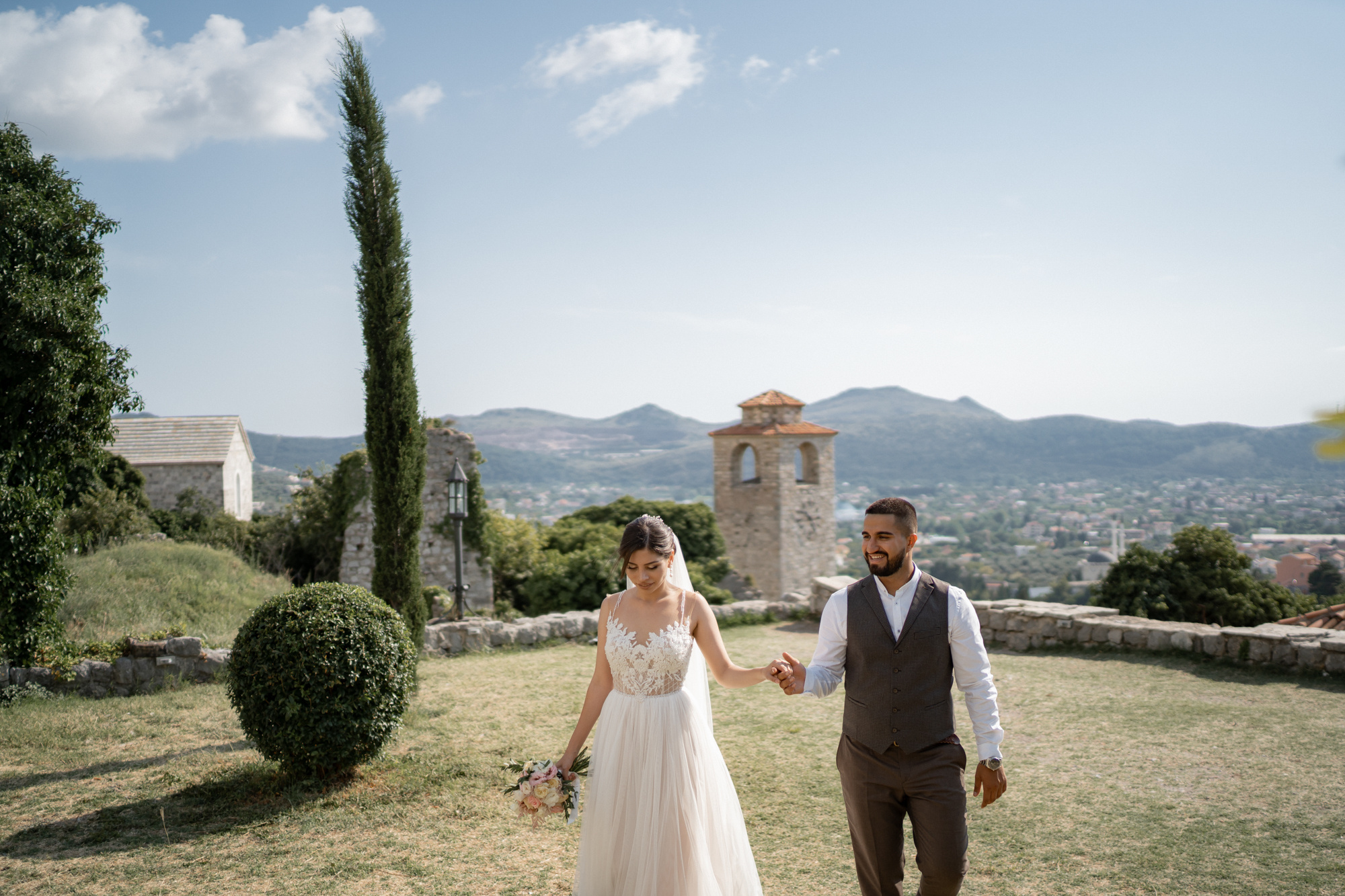 Vjenčanje u crkvi u Crnoj Gori | Virab i Lili