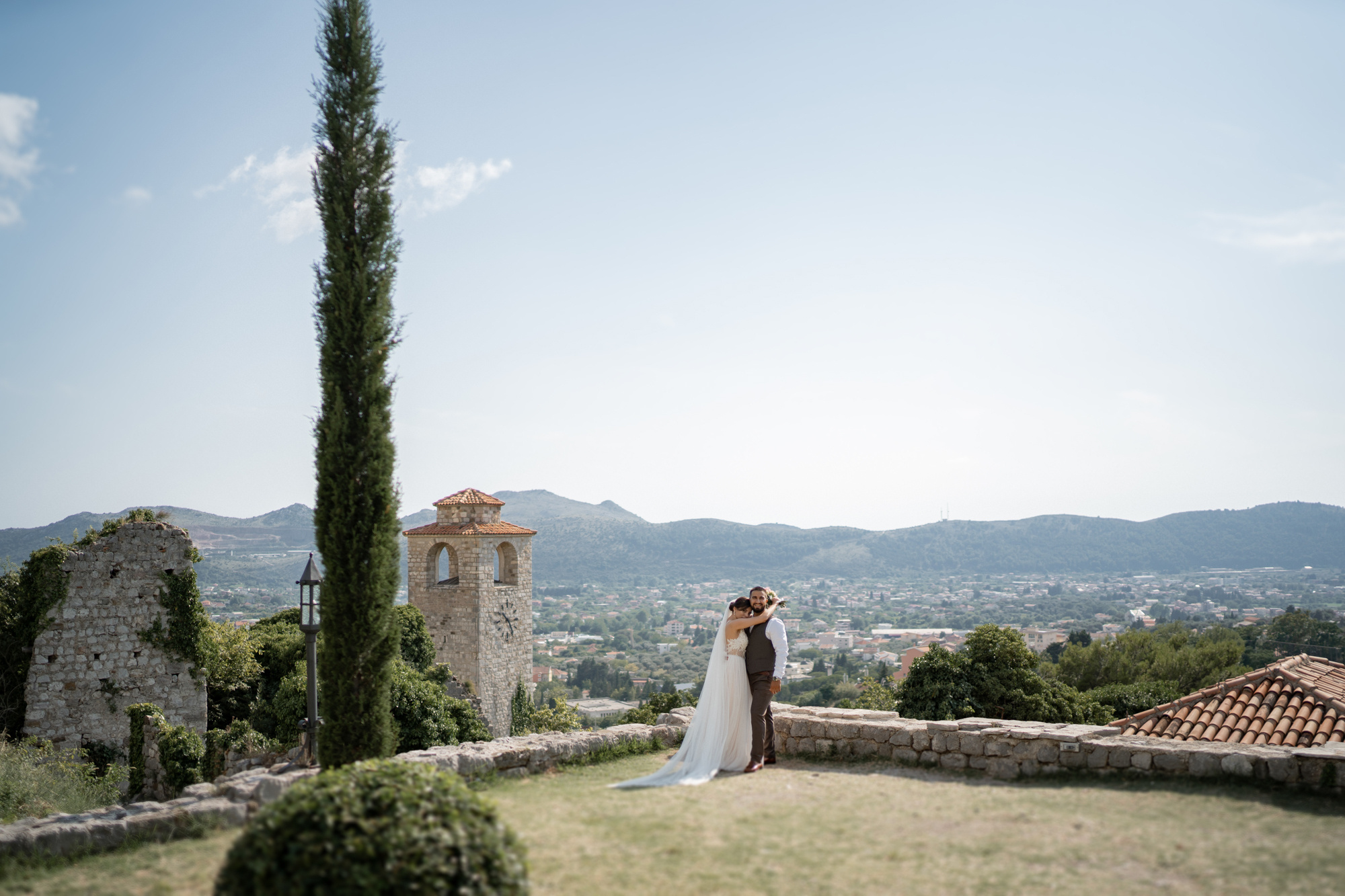 Vjenčanje u crkvi u Crnoj Gori | Virab i Lili