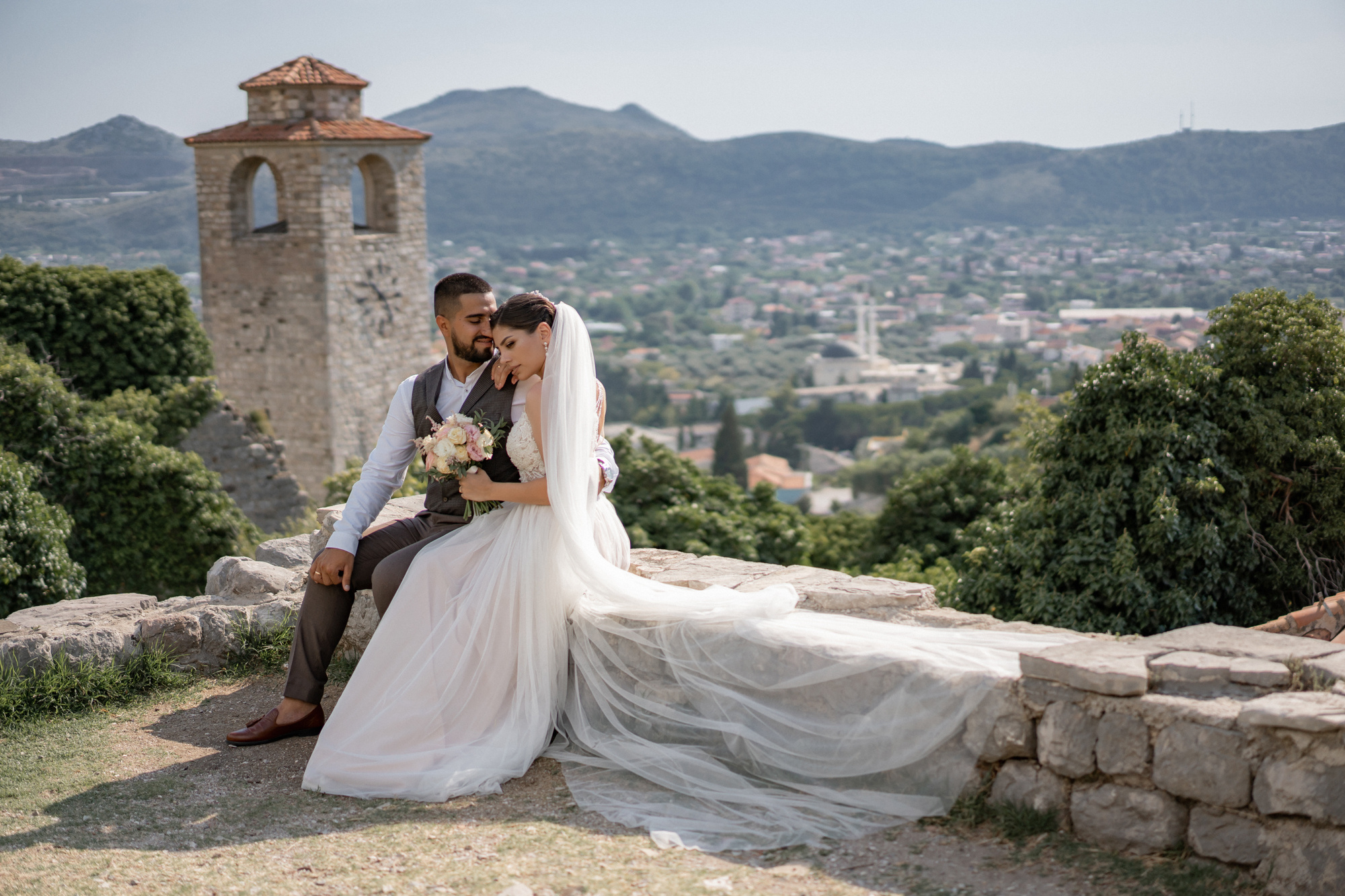 Vjenčanje u crkvi u Crnoj Gori | Virab i Lili