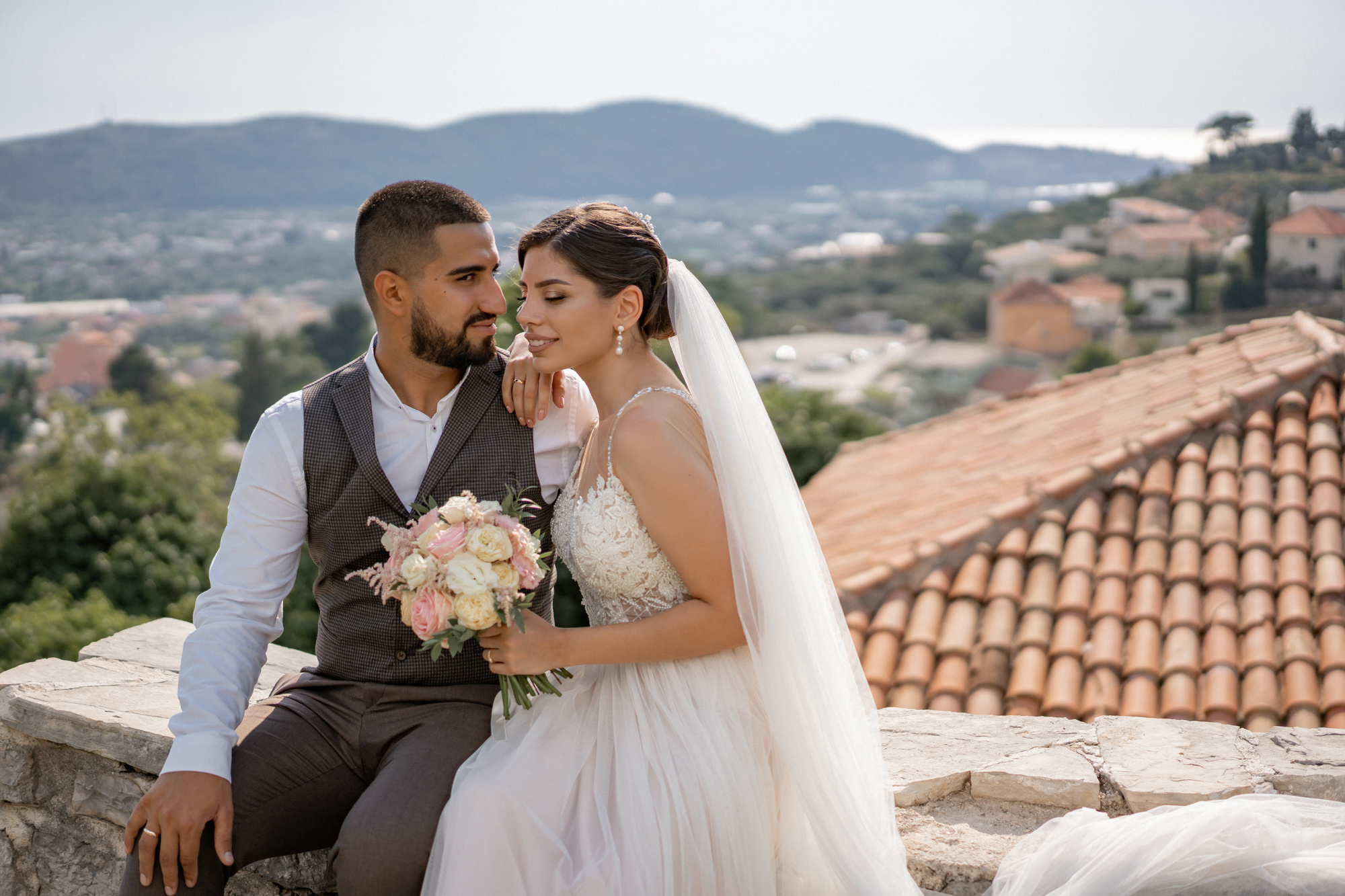 Vjenčanje u crkvi u Crnoj Gori | Virab i Lili