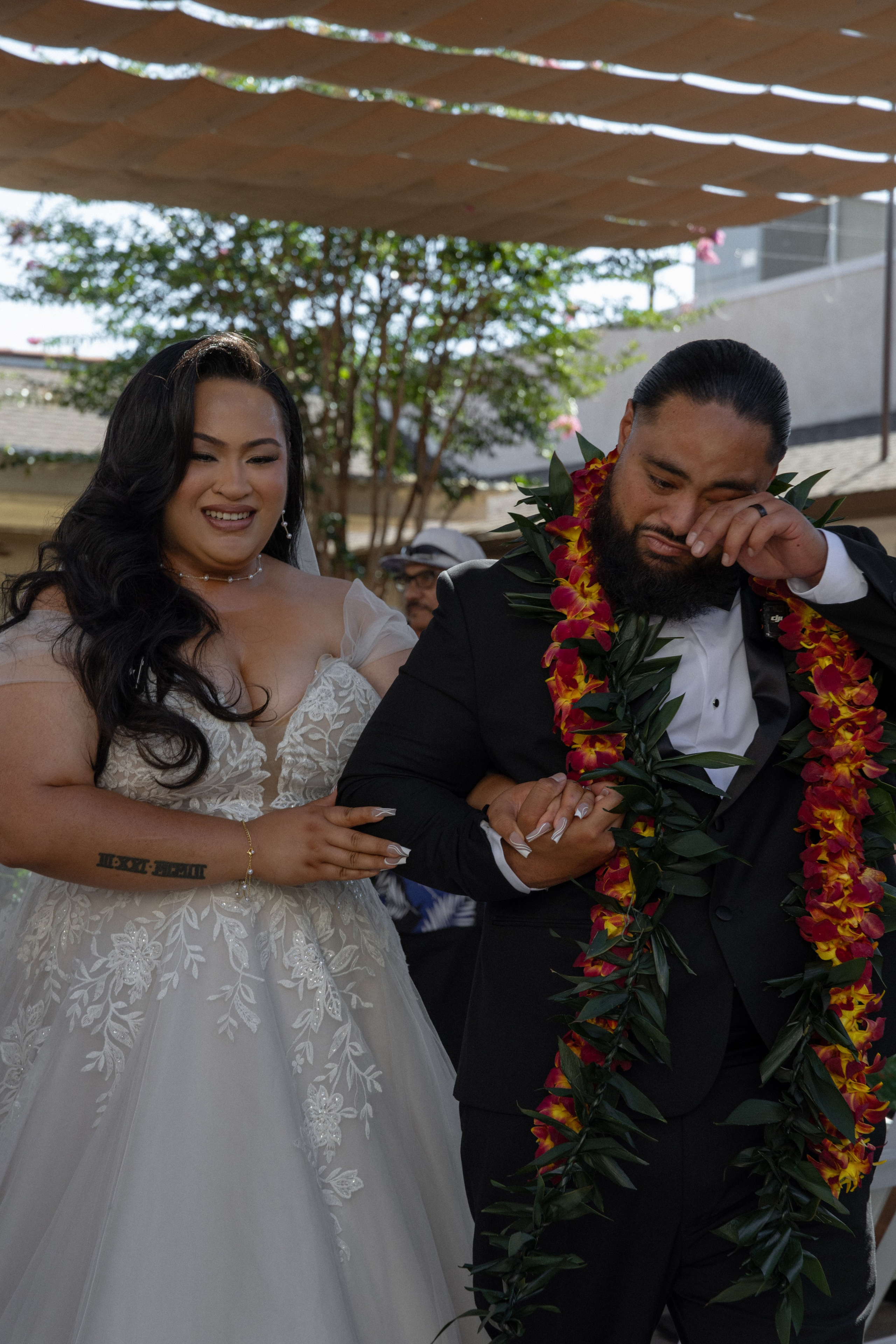 Arieta & Esmond: Polynesian Bliss and Love. Portrait, family, maternity & wedding photography & videography in SoCal Kseni Vibe