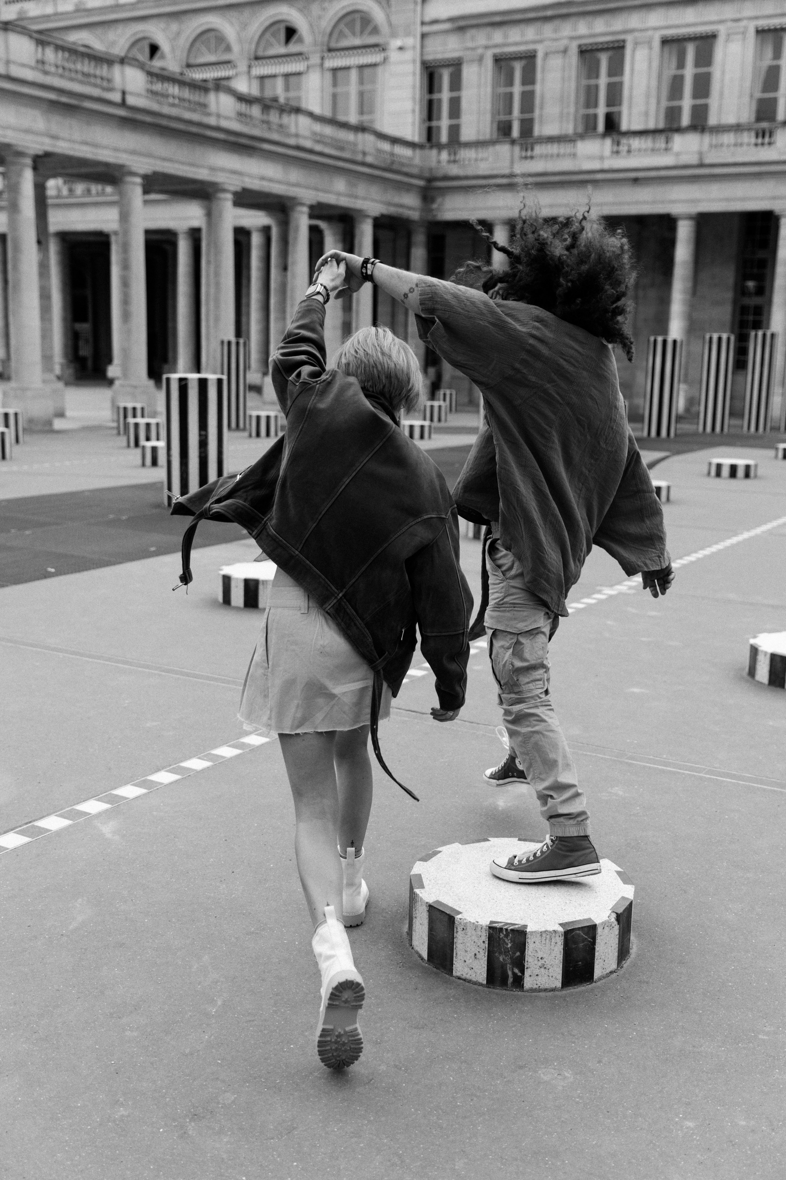 Oxi & Felix — Shooting in Paris. Paris Wedding Photographer