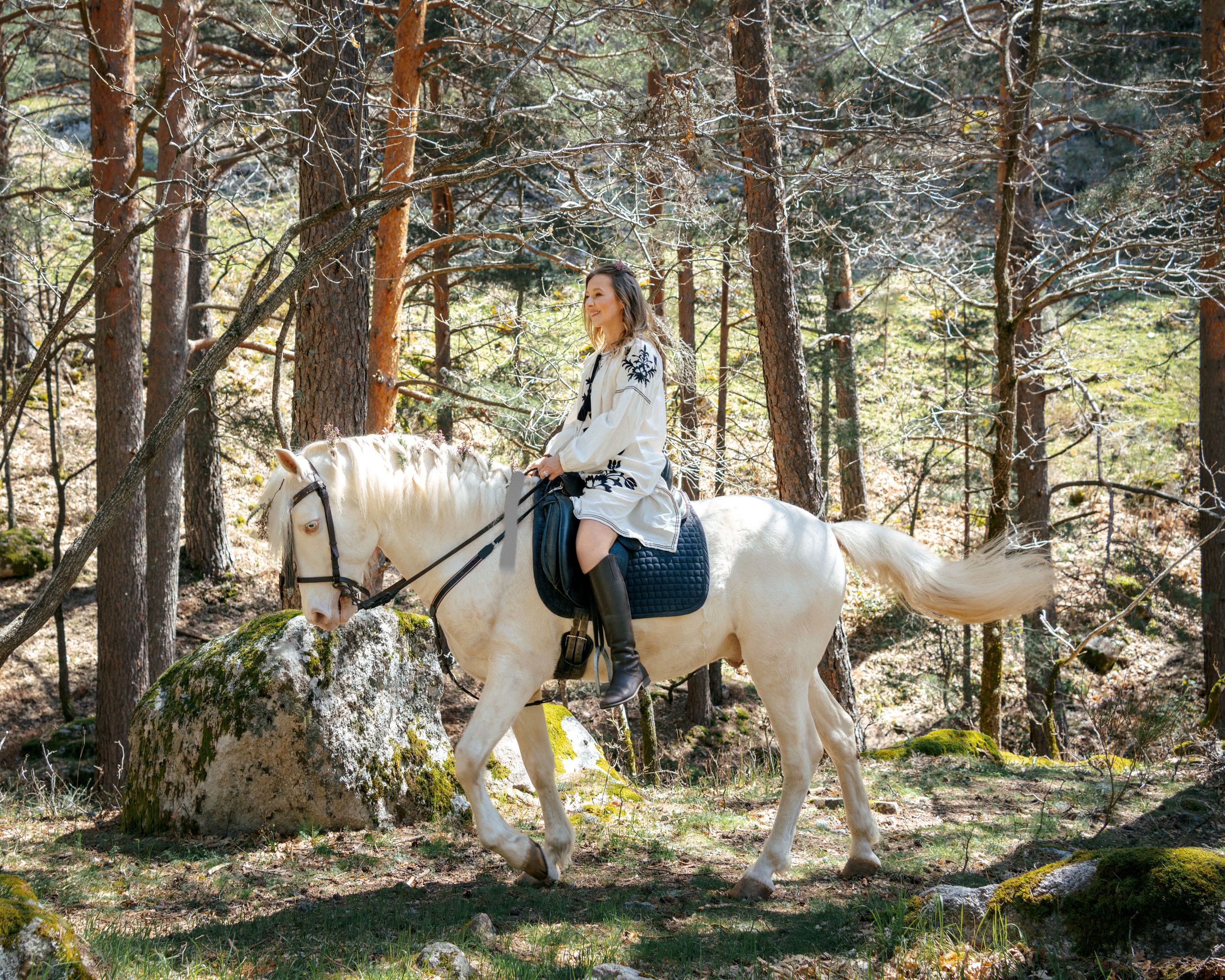 Конная фотосессия. Женские портреты в Мадриде — естественная красота и свет | Anna Maruleva