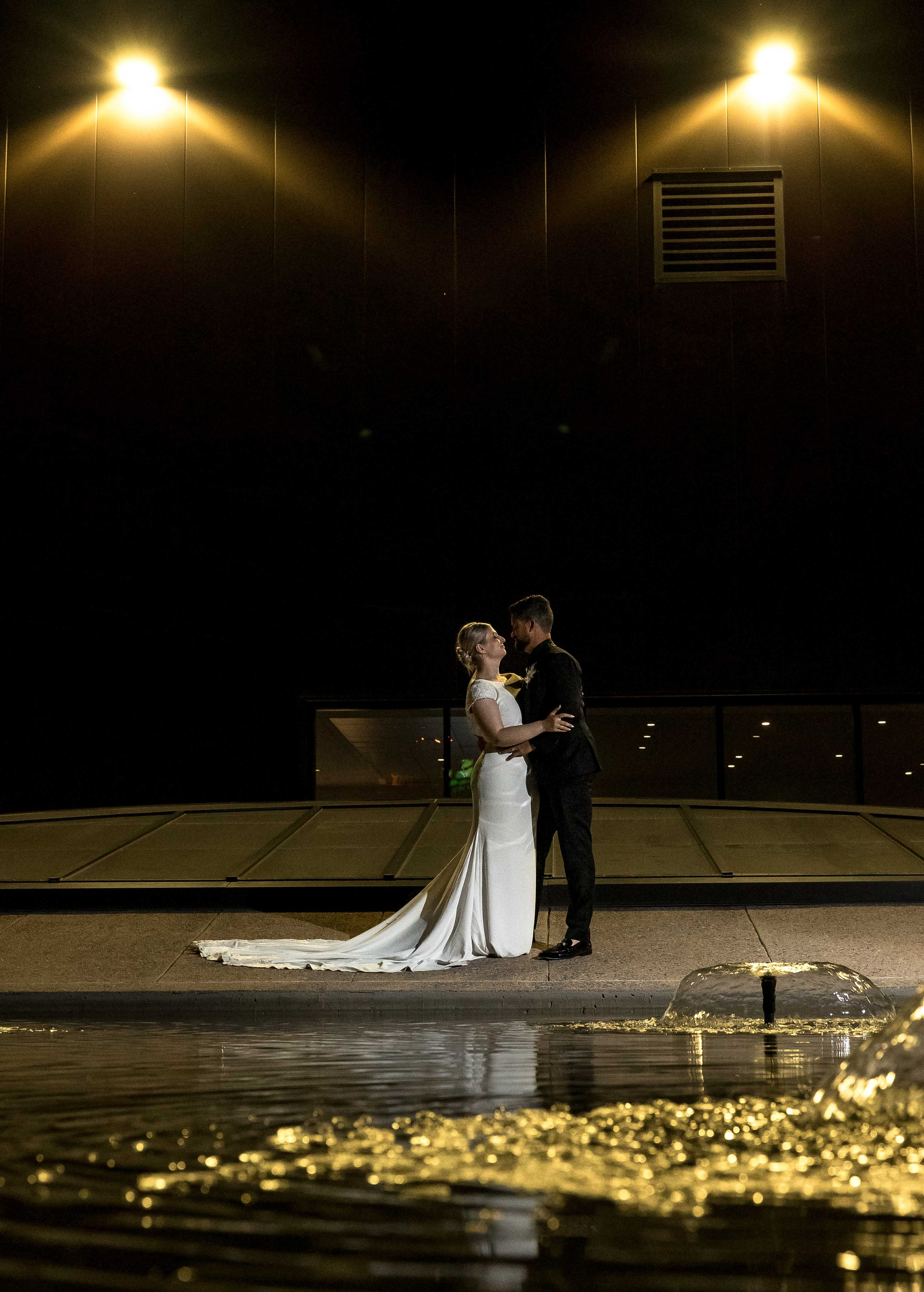 Khrystyna & Zachary (Winnipeg Art Gallery). Wedding Photographer in Winnipeg — Cinematic & Timeless by Vitiuk Photography