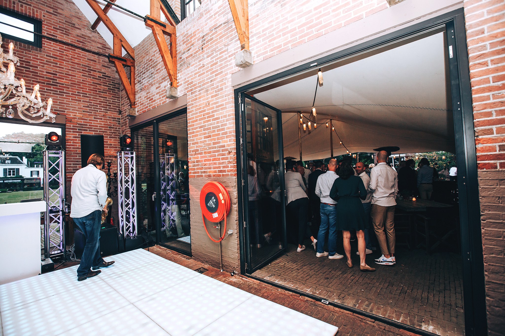 Carol & Theo. Amina Gunenc - bruiloft- en familie fotograaf in Nederland